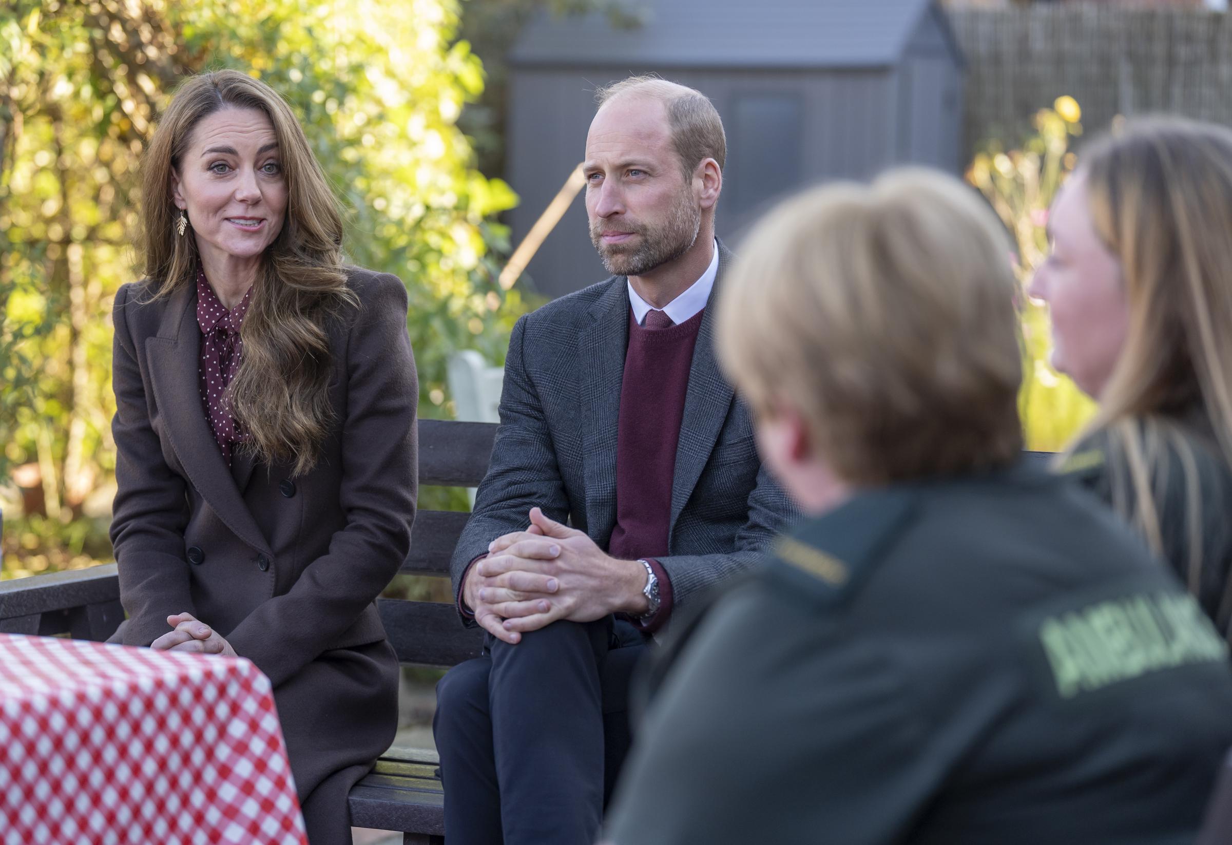 Princess Catherine and Prince William in Southport Community Center on October 10, 2024 | Source: Getty Images