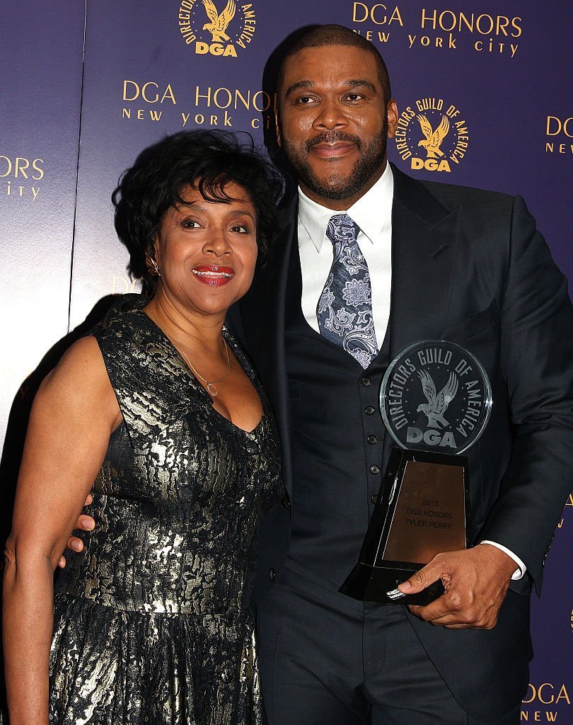 Tyler Perry and Phylicia Rashad attend the DGA Honors Gala 2015 | Photo: Getty Images