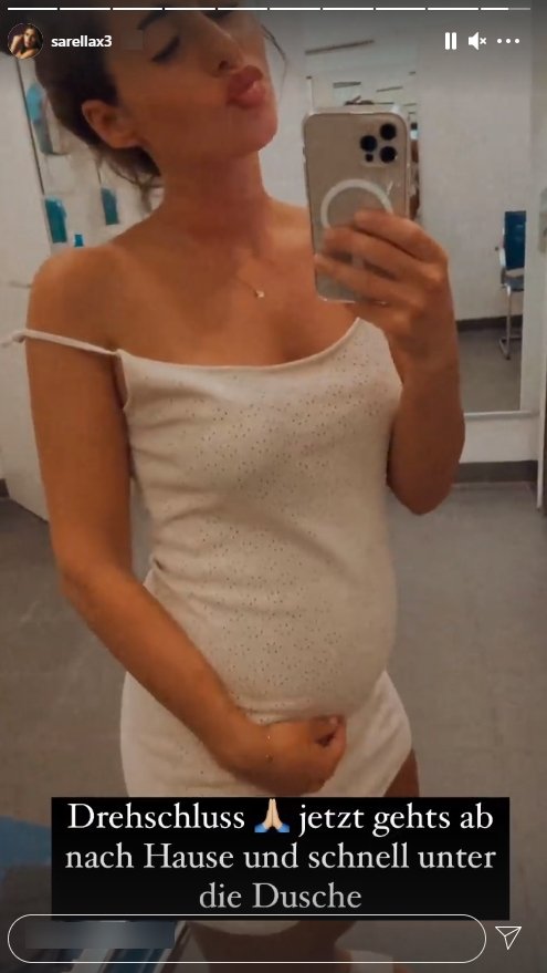 Sarah Engels zeigt ihren Babybauch in ihrer Instagram-Story | Quelle: Instagram/sarellax3