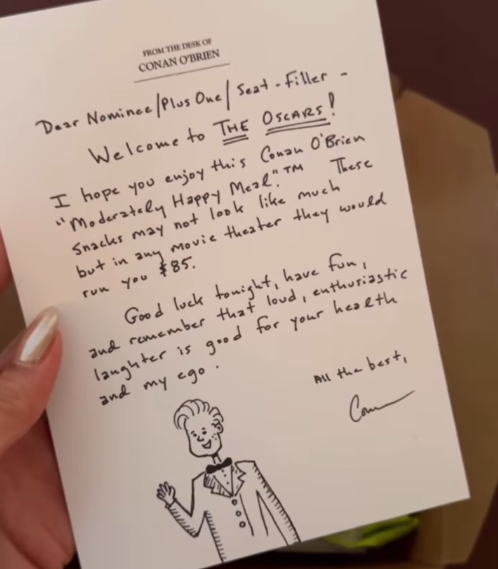 A handwritten-style note from Conan O’Brien adds humor to the experience. | Source: Instagram/instylemagazine