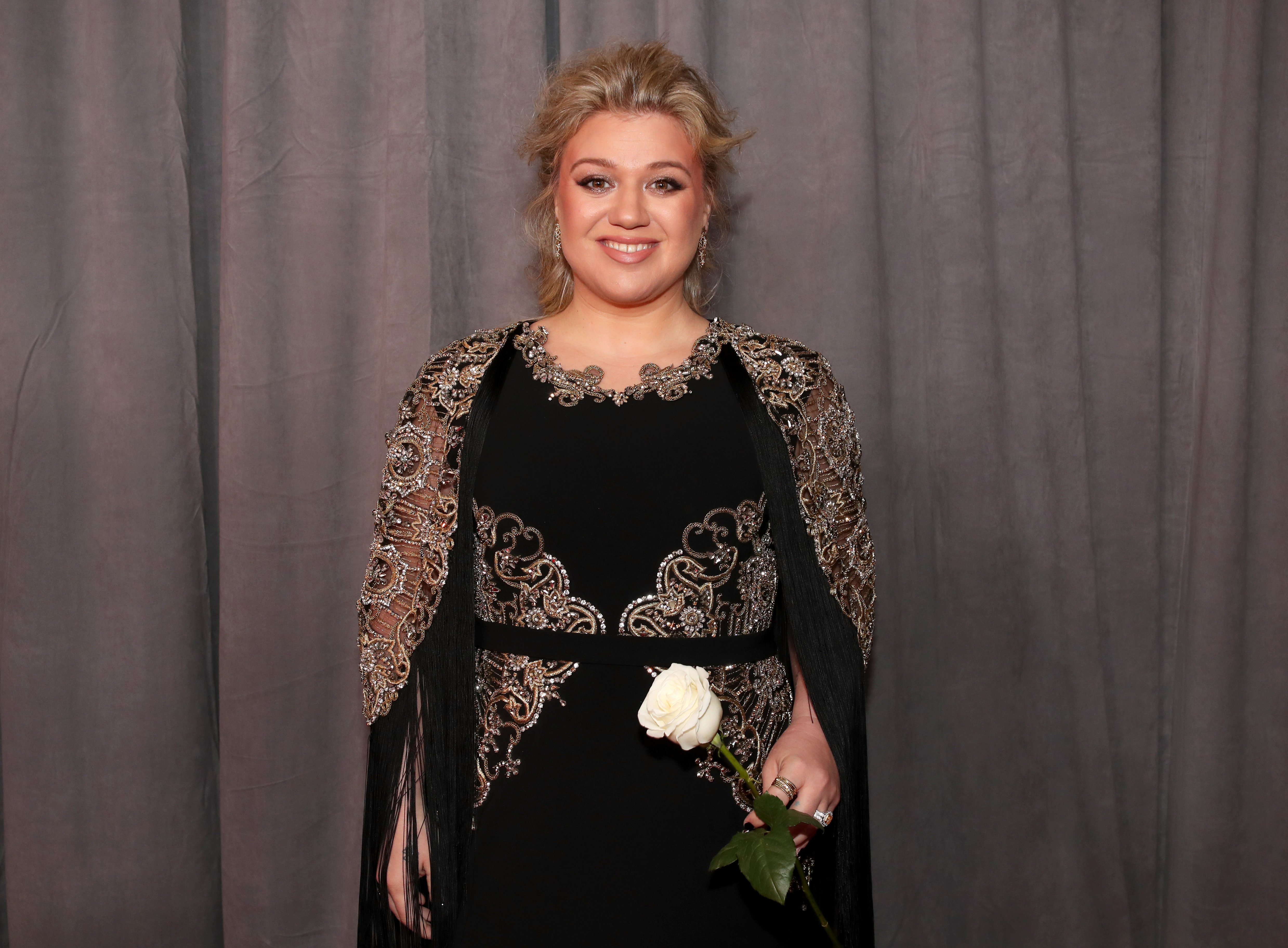 Kelly Clarkson at The Grammy Awards in New York, January 2018. | Photo: Getty Images.