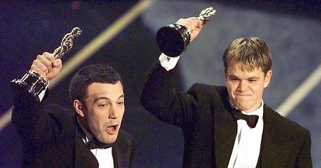 Ben Affleck and Matt Damon after winning in the Original Screenplay category during the 70th Academy Awards on March 24, 1998 | Source: Getty Images