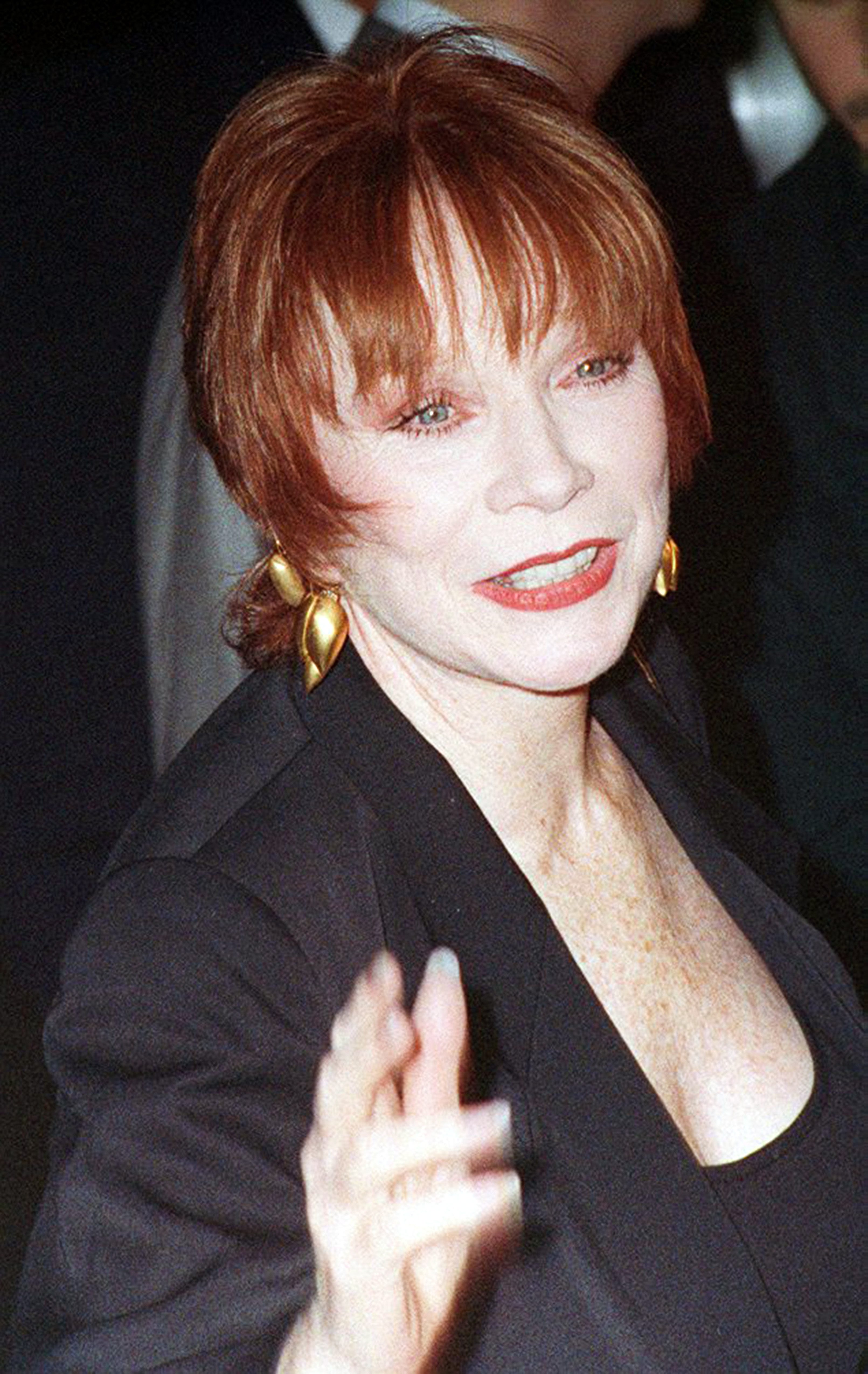 Shirley MacLaine pictured on January 1, 1992 | Source: Getty Images