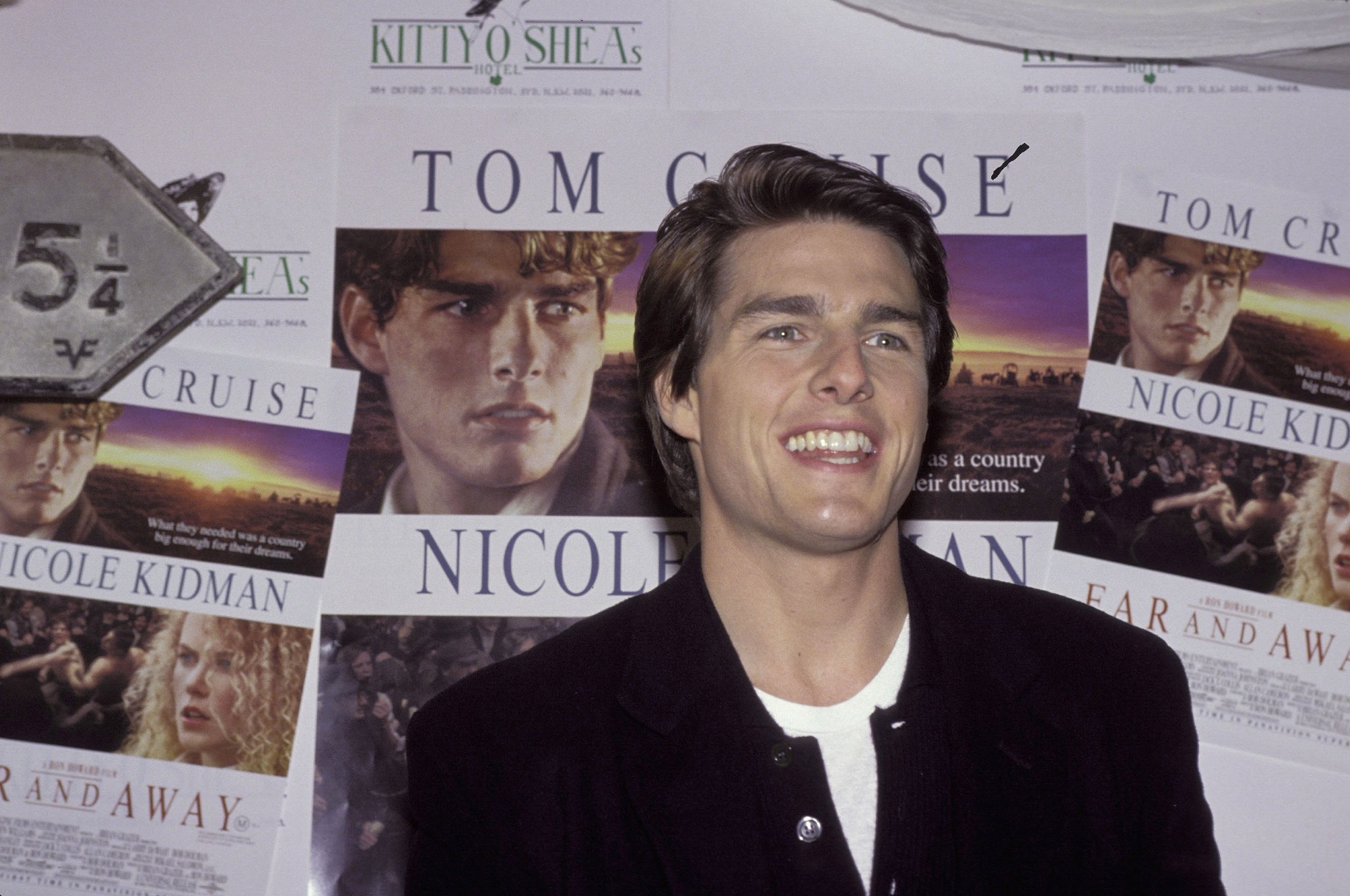 Tom Cruise asiste a la convocatoria de medios para la película "Far and Away", en 1992, en Syndey, Australia. | Foto: Getty Images