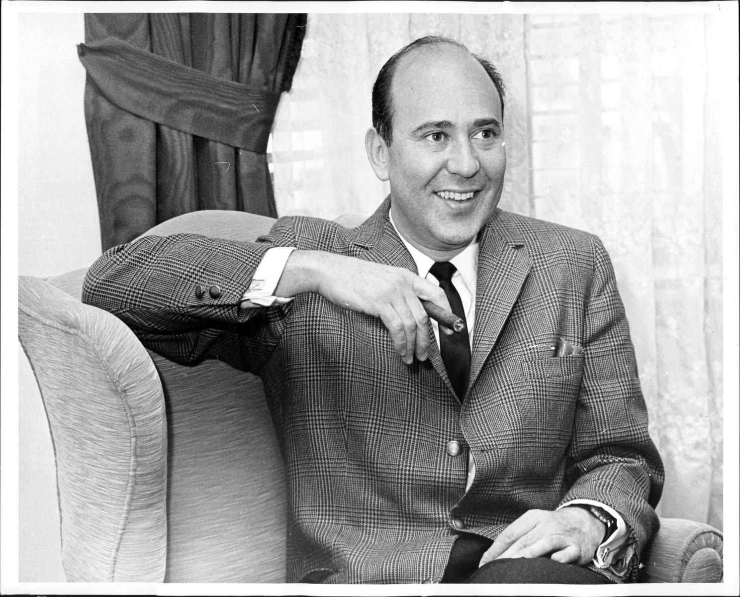 Carl Reiner, le 20 mai 1963. | Photo : Getty Images Carl Reiner, le 20 mai 1963. | Photo : Getty Images