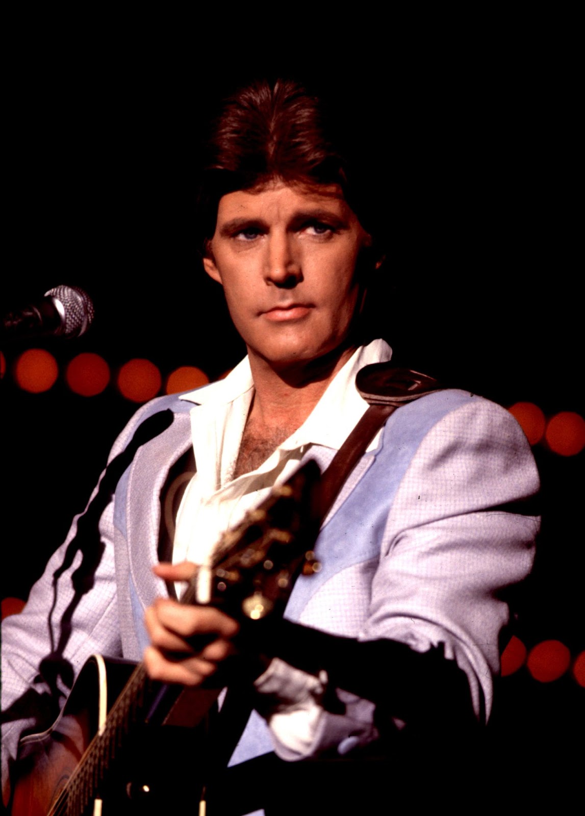 Ricky Nelson circa 1982. | Source: Getty Images