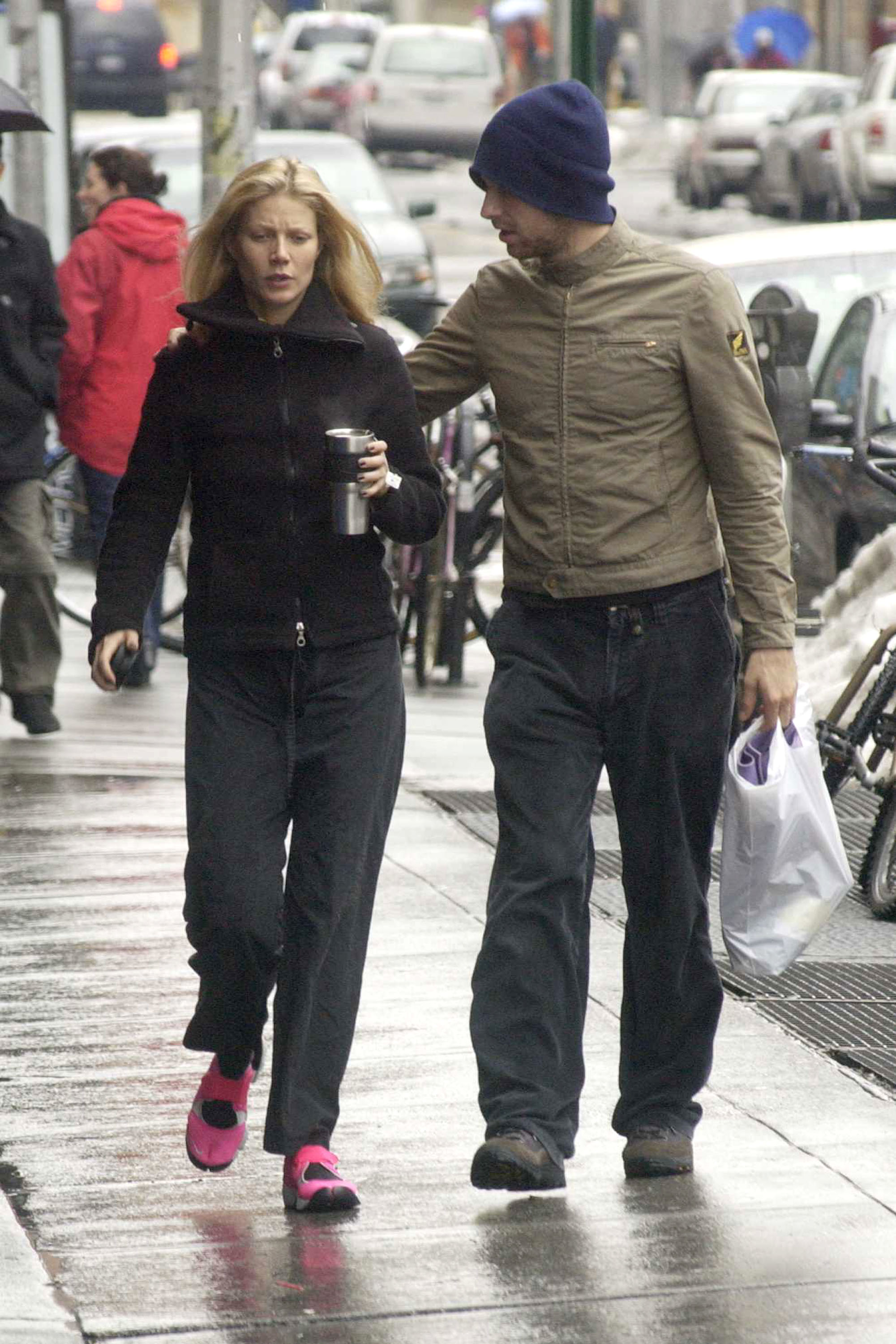 Gwyneth Paltrow and Chris Martin of Coldplay February 23, 2003 in New York City | Source: Getty Images