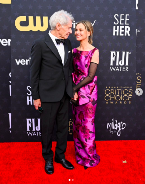 Harrison Ford and Calista Flockhart at the Critics Choice Awards posted on January 15, 2024 | Source: Instagram/hellocanadamag