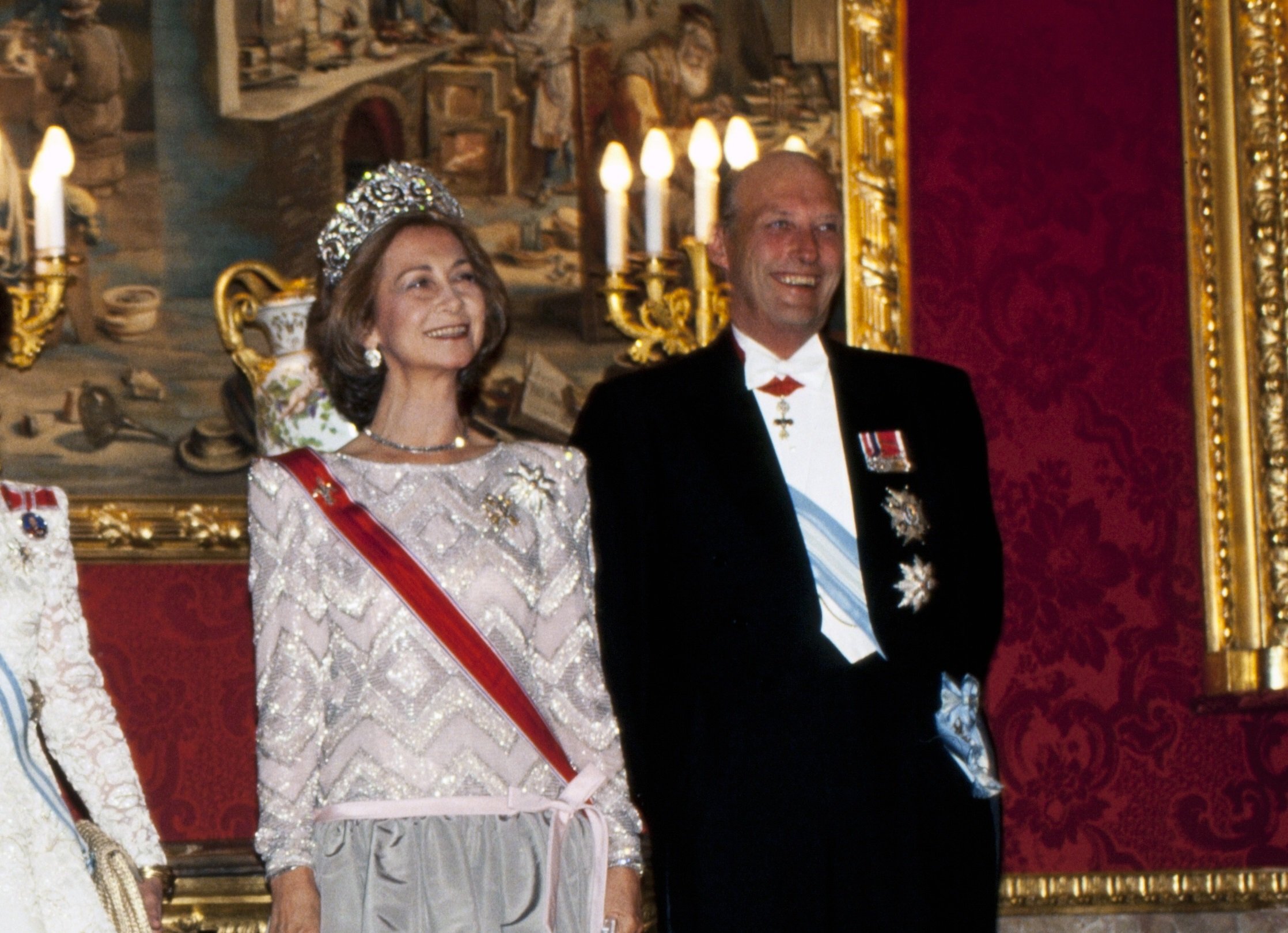 Reina Sofía de España y Rey Harald de Noruega en Madrid en abril de 1995. | Foto: Getty Images