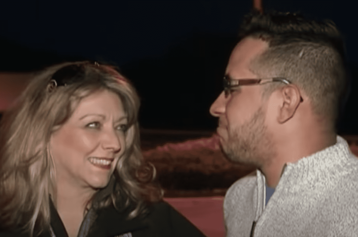 Private investigator Jane Holmes and Julianna's dad, Gilberto Pimentel. | Source: youtube.com/FOX 5 Atlanta