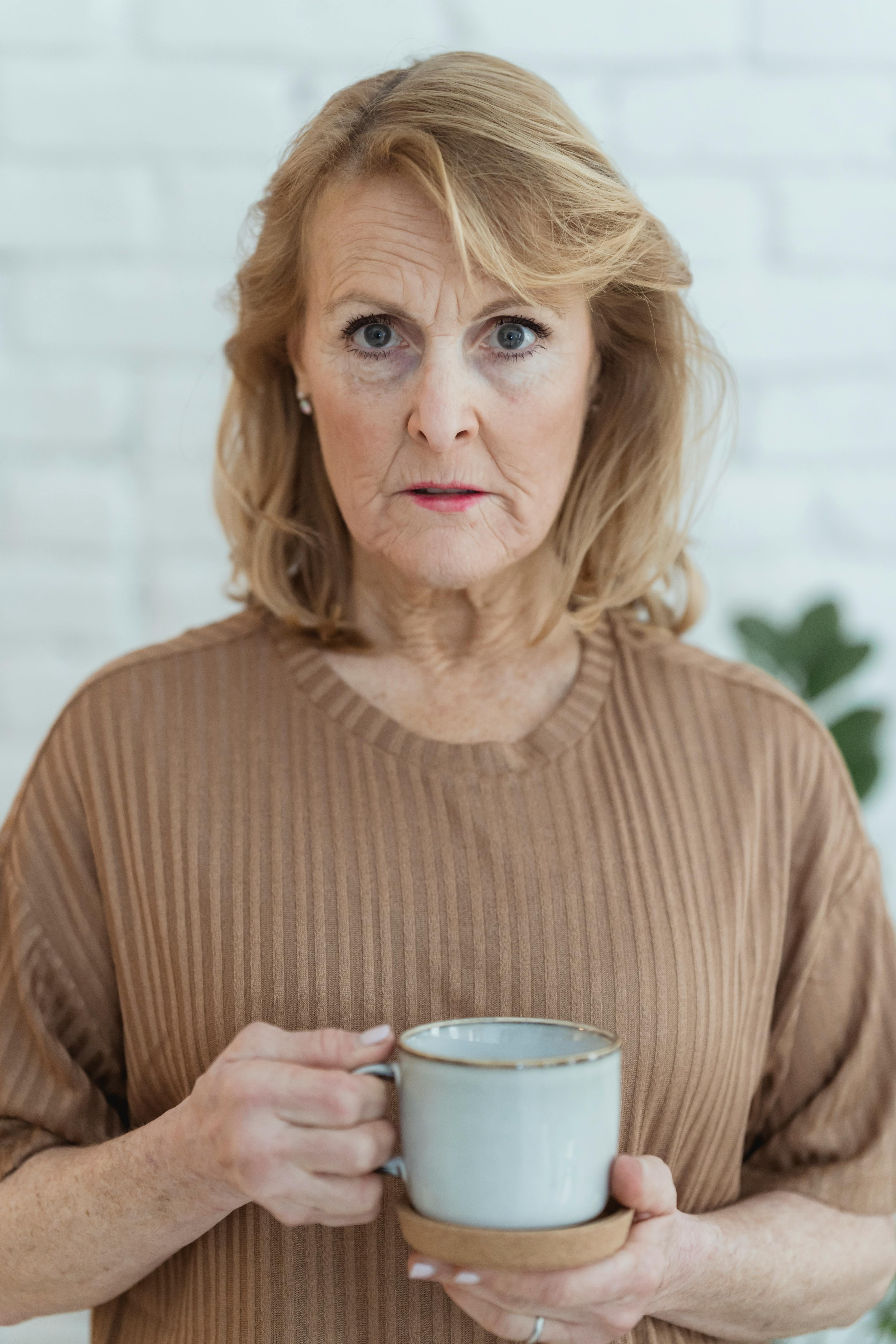 A stern middle-aged woman | Source: Pexels