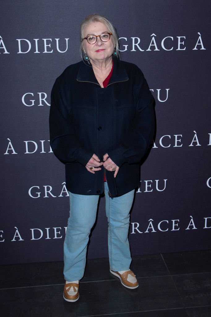 josiane balasko assiste à la première de "grace a dieu" à la bibliothèque mk2 | Photo : Getty Images
