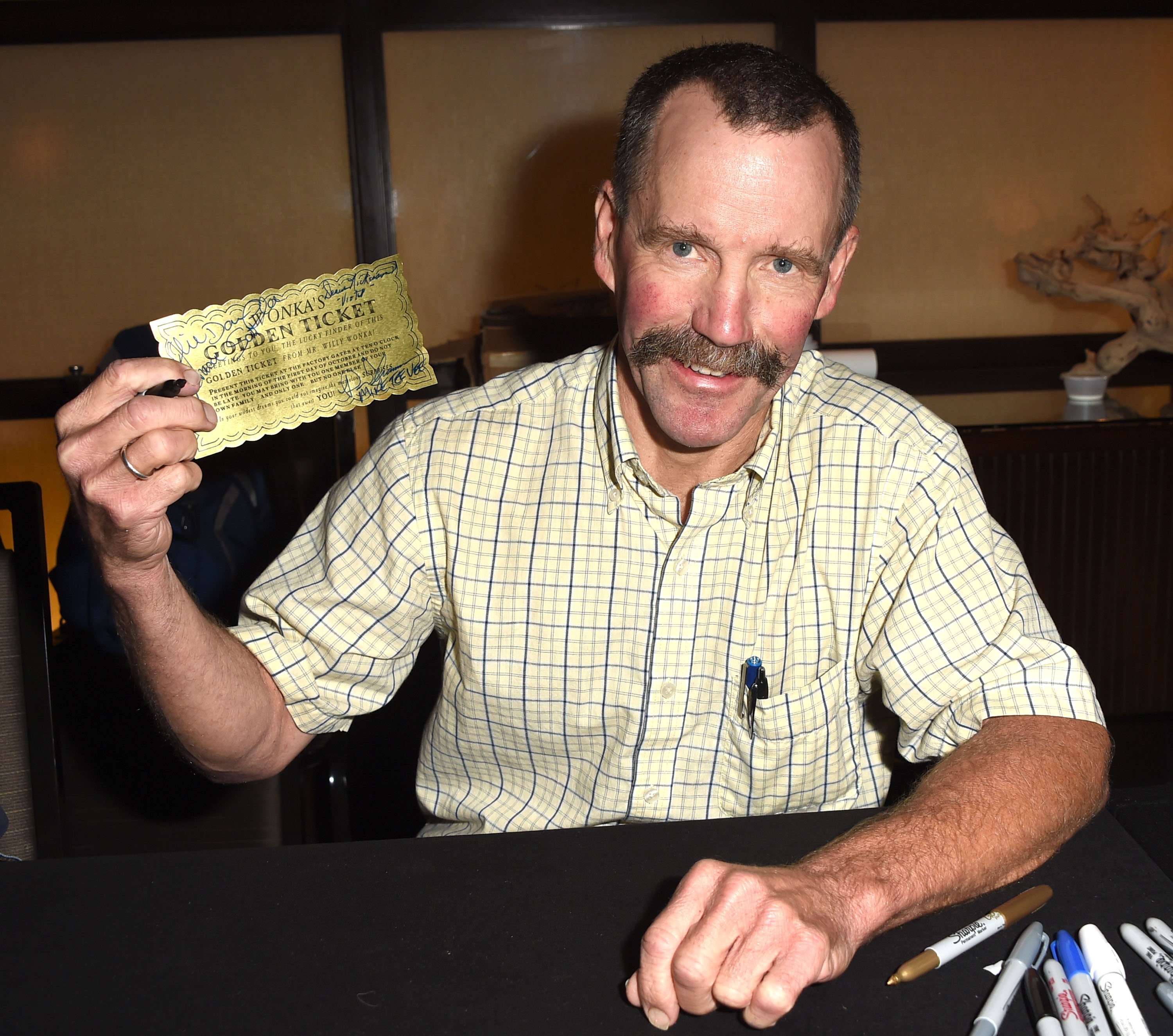 Peter Ostrum poses at The Hollywood Show - Day 2 at Westin Los Angeles airport on July 20, 2014 in Los Angeles, California ┃Source: Getty Images