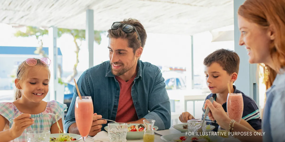 A family having lunch | Source: Shutterstock