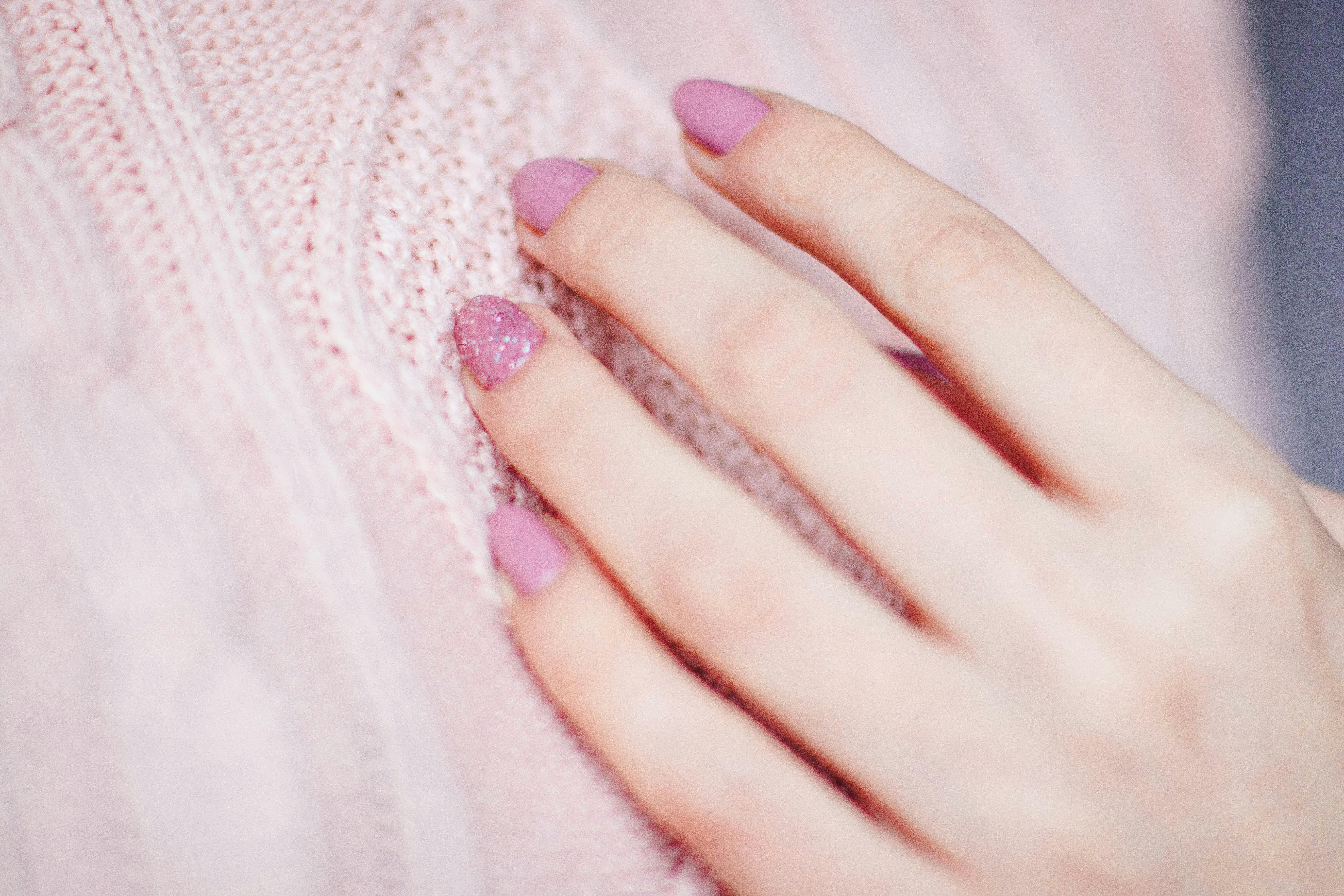 A person with pink nail polish | Source: Pexels