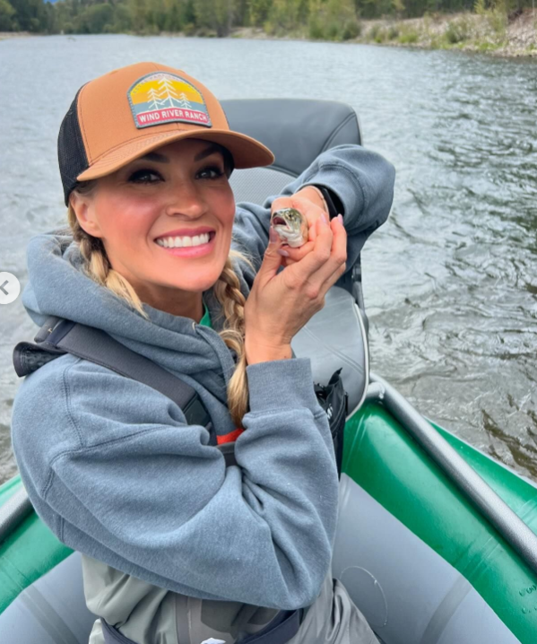 Carrie Underwood enjoys a fishing trip in Montana, dated September 14, 2024 | Source: Instagram/carrieunderwood