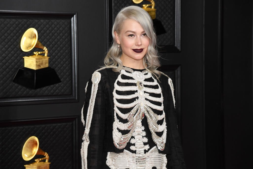 Phoebe Bridgers en la entrega número 63 de los Premios Grammy en Los Ángeles, 14 de marzo de 2021.| Foto: Getty Images