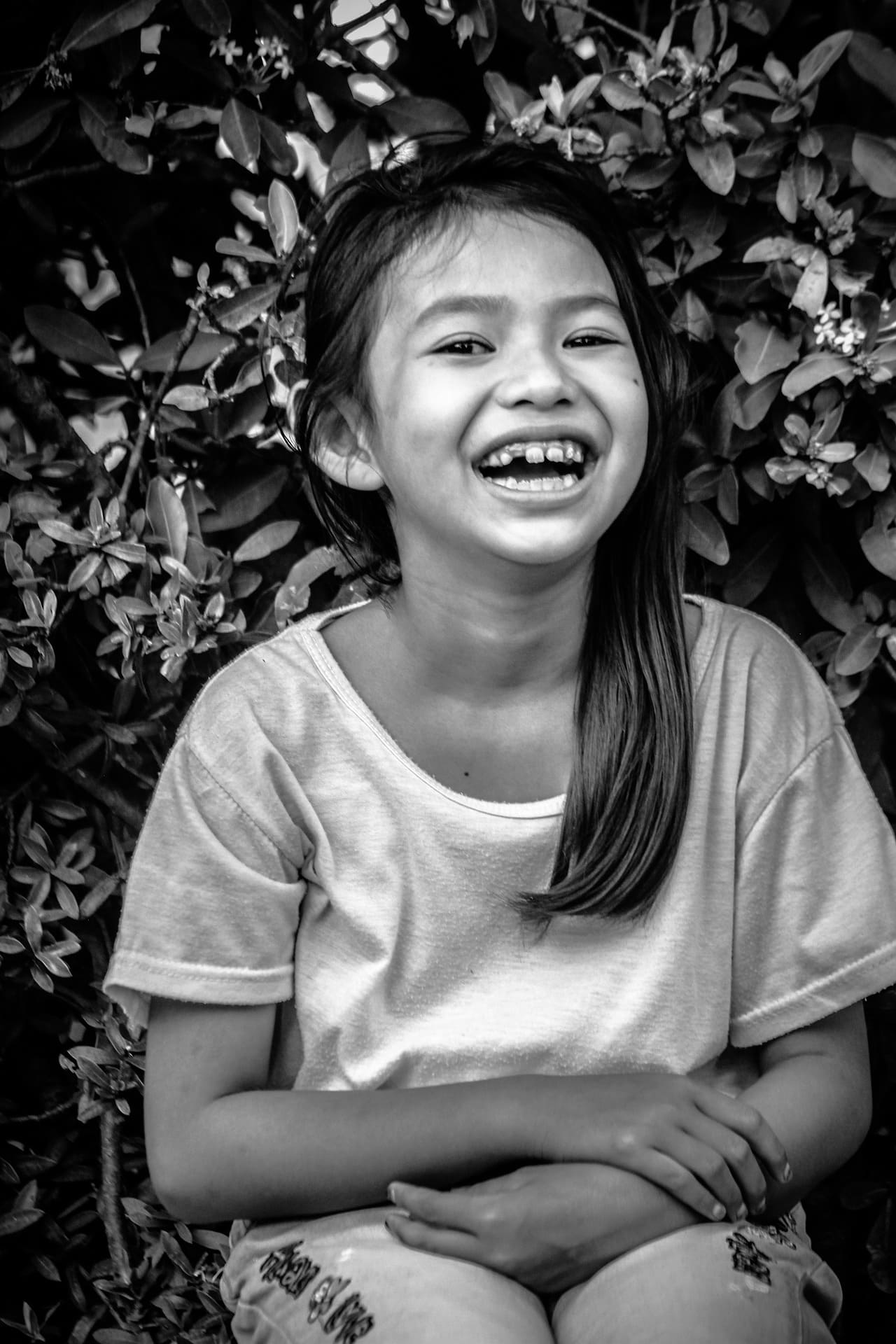Little girl laughing | Source: Pixabay 