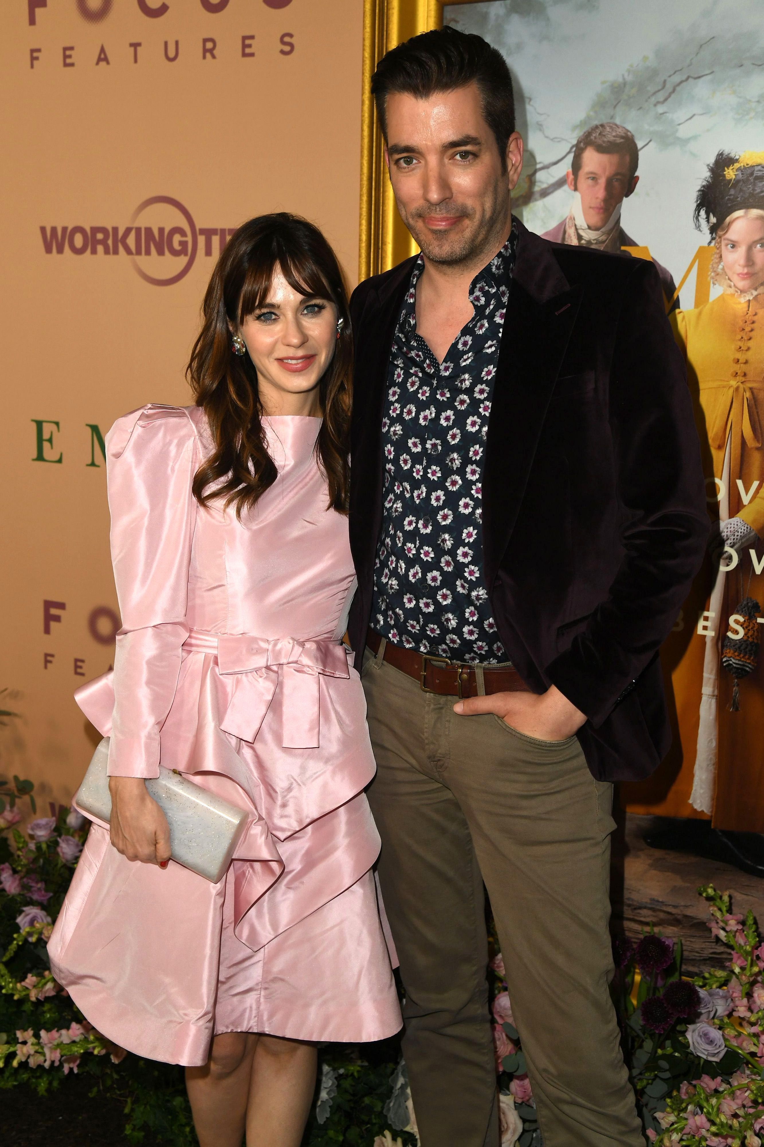 Zooey Deschanel and Jonathan Scott at the premiere of Focus Features' "Emma." at DGA Theater on February 18, 2020 in Los Angeles, California. | Source: Getty Images