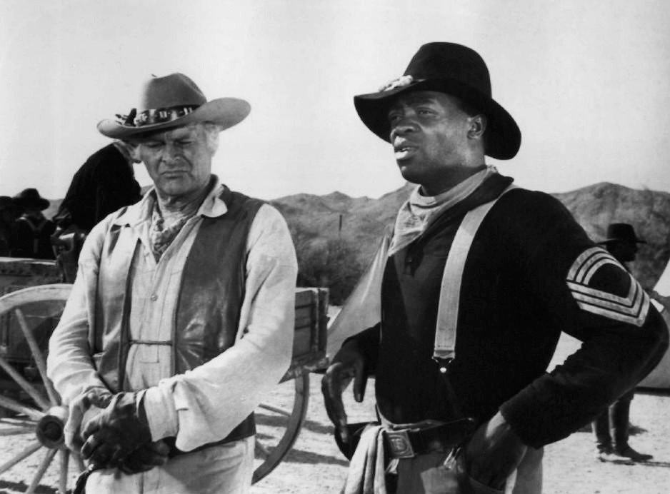 Leif Erickson and Yaphet Kotto from the television program "The High Chaparral," circa 1968. | Photo: NBC Television, Public domain, via Wikimedia Commons