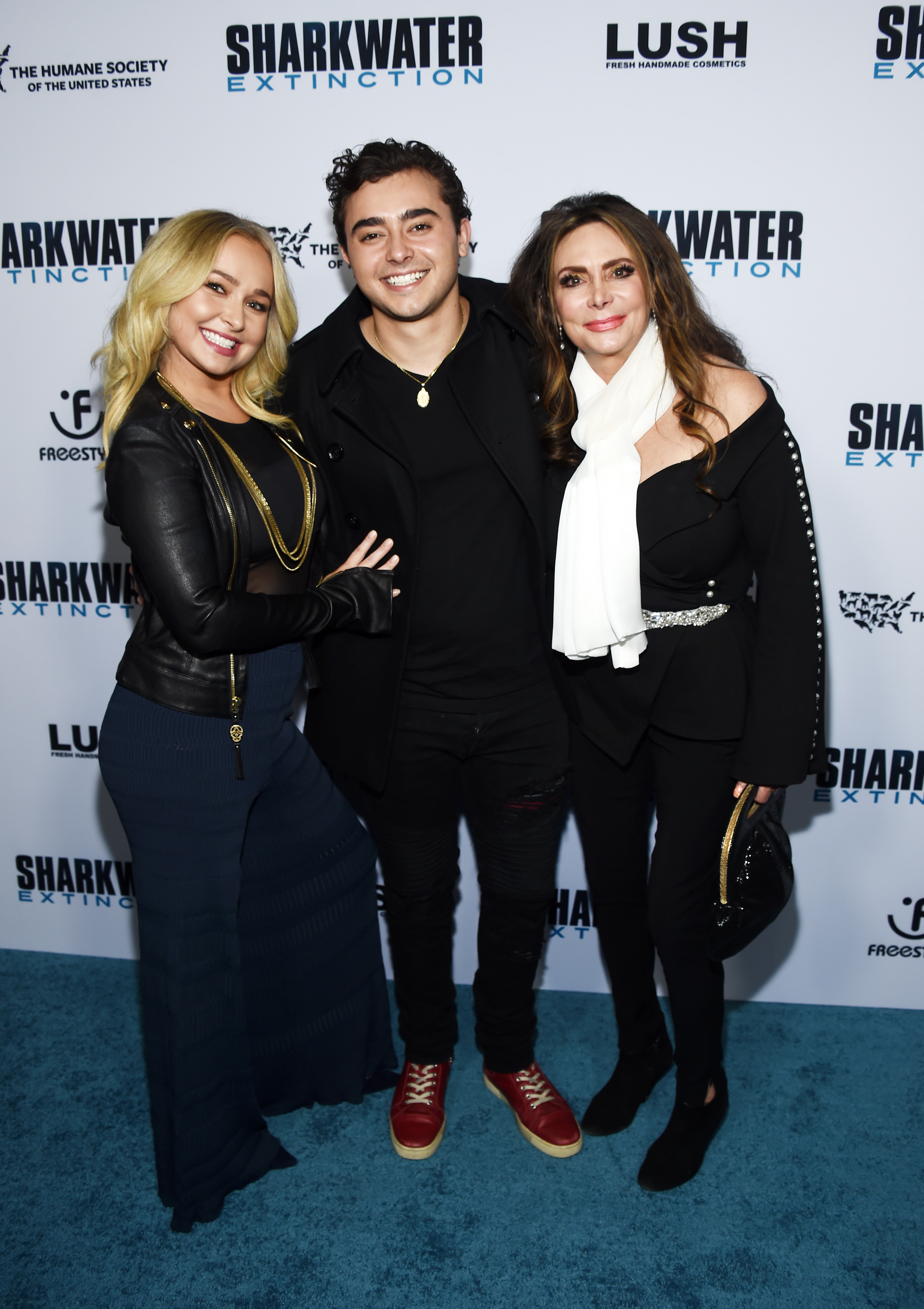 Hayden Panettiere, Jansen Panettiere, and Lesley Vogel at a screening of "Sharkwater Extinction" on January 31, 2019, in Hollywood, California | Source: Getty Images