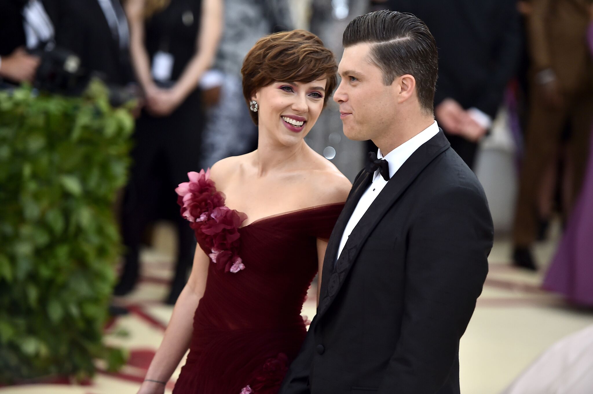 Scarlett Johansson and Colin Jost together at the MET Gala 2018 | Getty Images