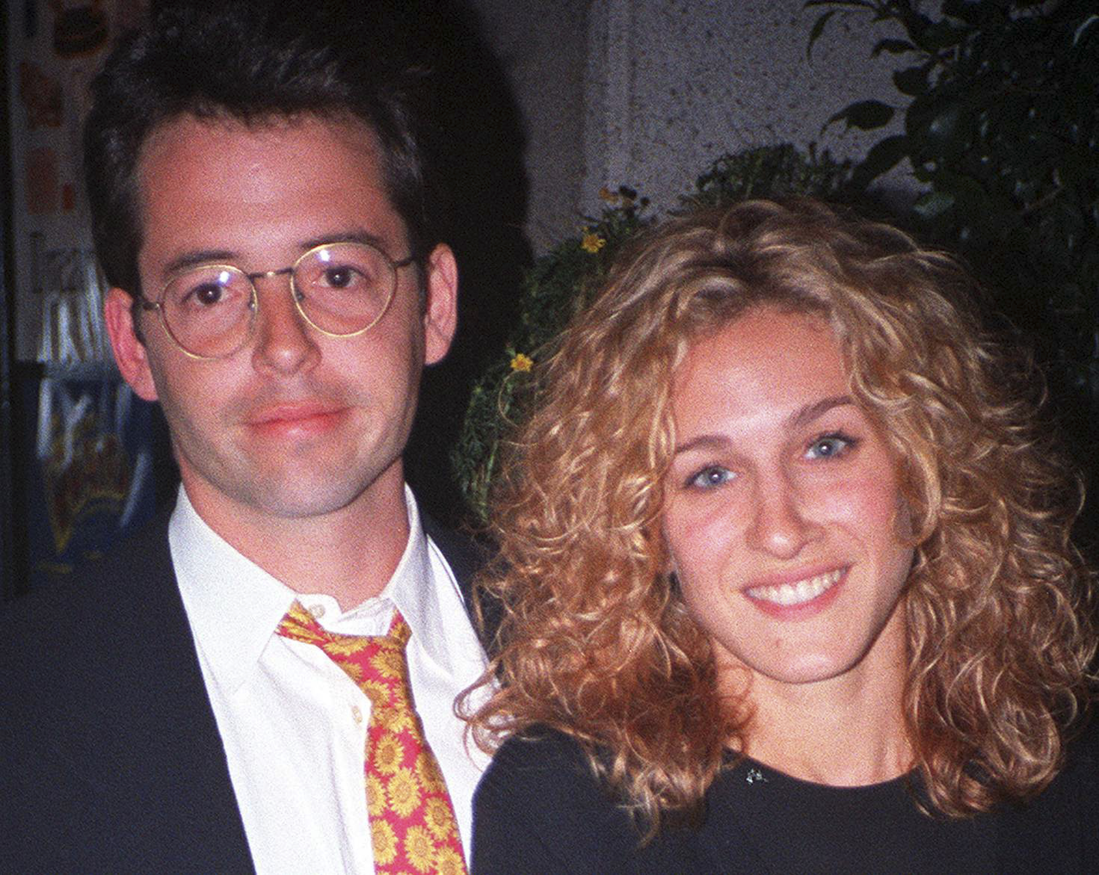 El actor Matthew Broderick y Sarah Jessica Parker, el 18 de septiembre de 1993. | Foto: Getty Images