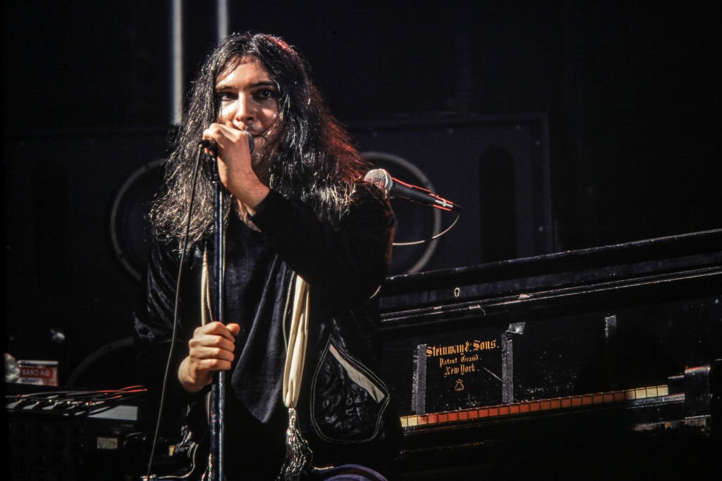Jim Steinmann performing with Meat Loaf at the Tower Theater in Philadelphia on April 6, 1978 | Getty Images