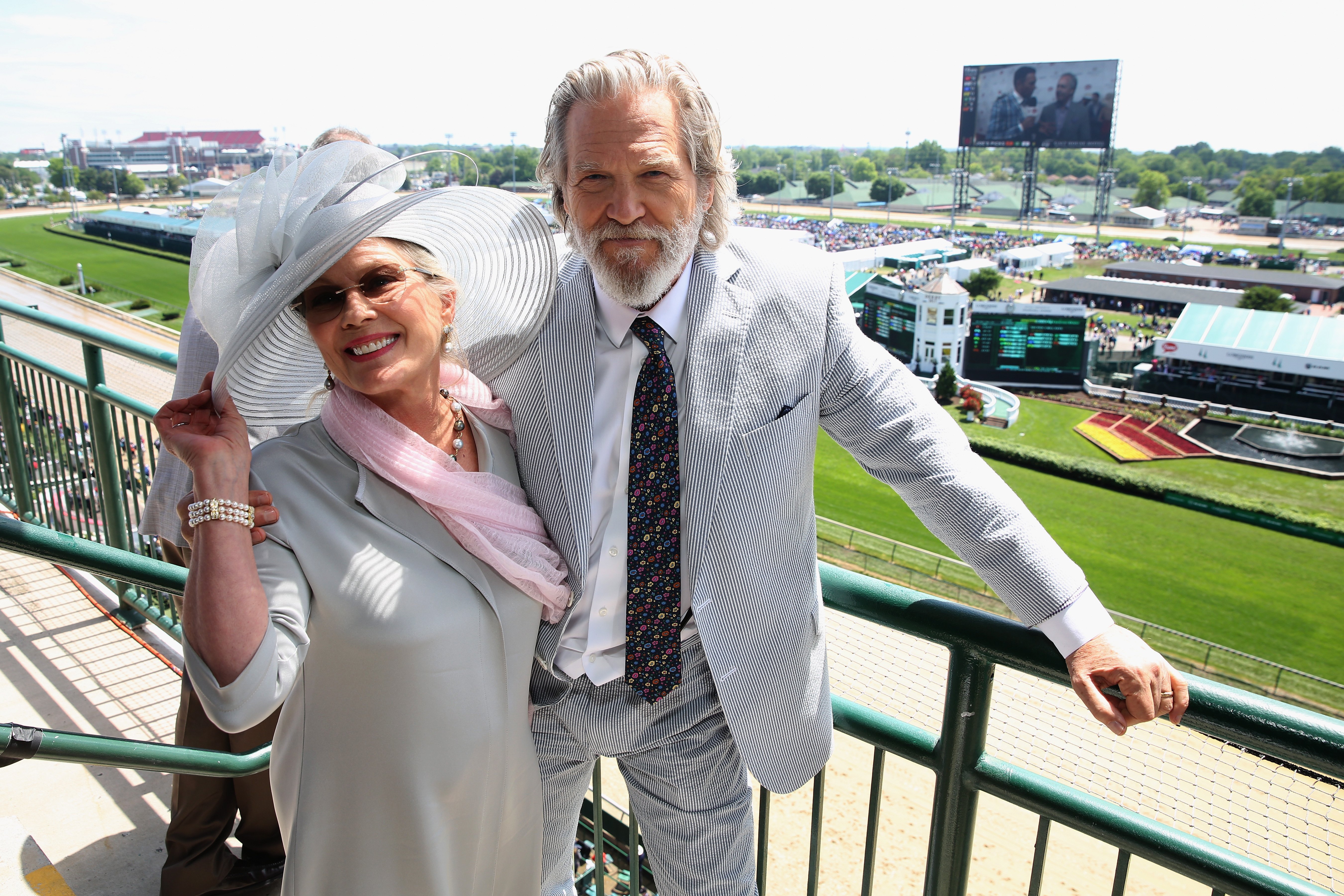 Susan Geston and Jeff Bridges, Star Of The Upcoming "Kingsman: The Golden Circle" attends The Kentucky Derby at Churchill Downs on May 6, 2017 in Louisville, Kentucky. | Source: Getty Images
