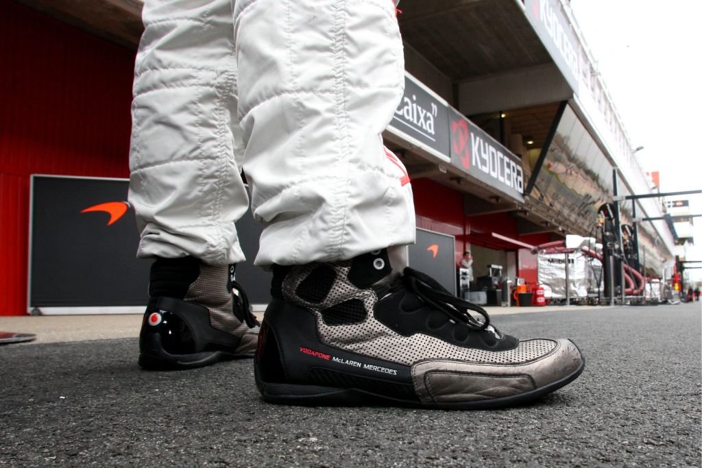 De jolies chaussures de sport. | Photo : Getty Images