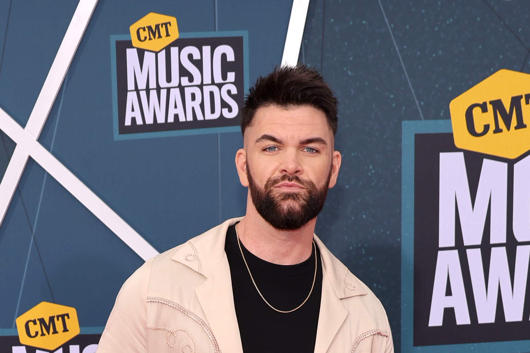 Dylan Scott at the 2022 CMT Music Awards in Nashville, Tennessee. | Source: Getty Images