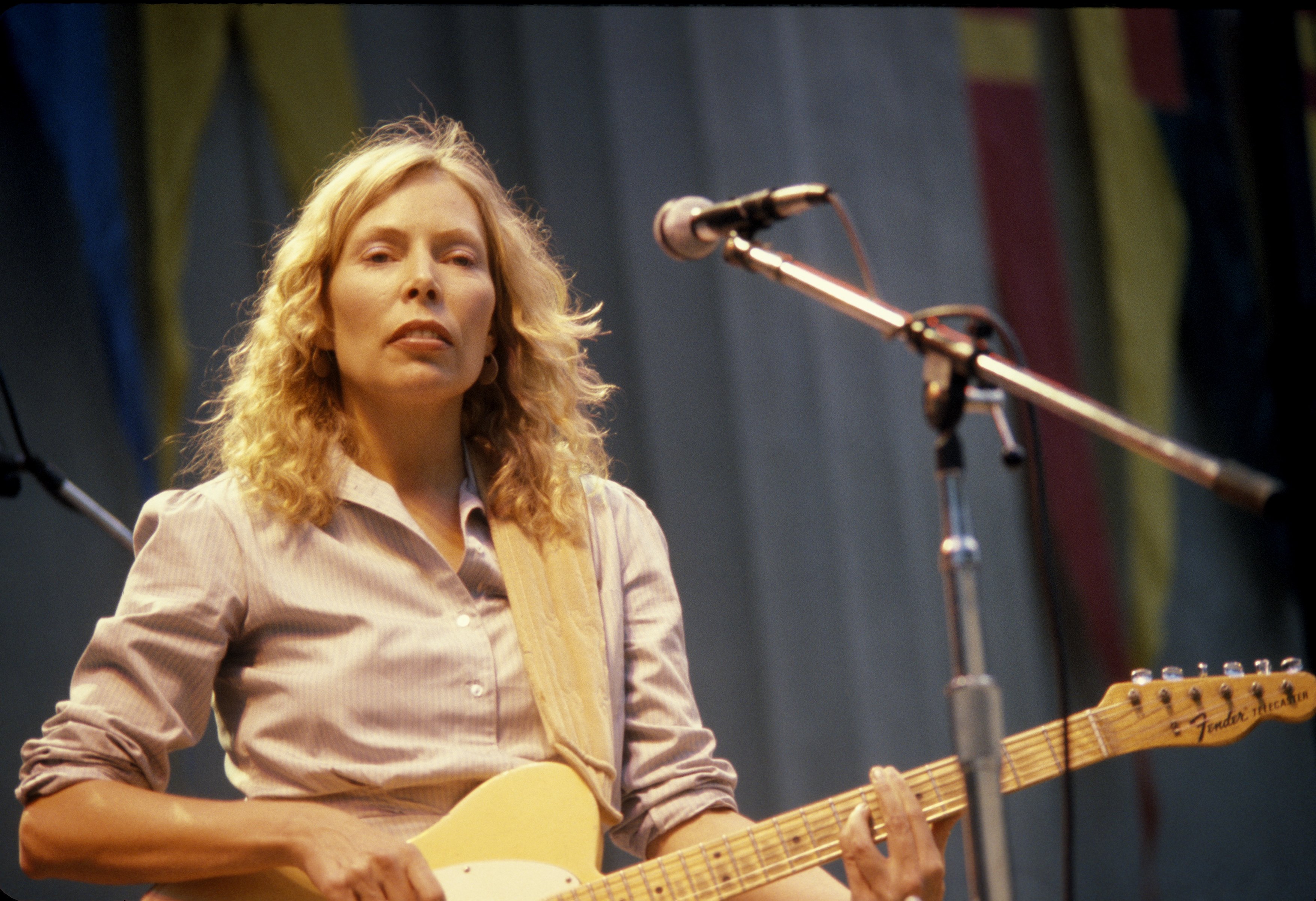 Joni Mitchell on October 4, 1980 in Berkeley, California | Source: Getty Images