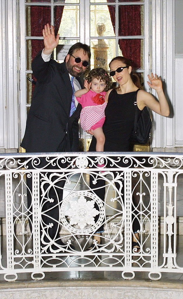 Actor John Ritter, his wife Amy and their daughter Stella attend the nominee announcements for the Daytime Emmy Awards on May 1, 2001 | Getty Images