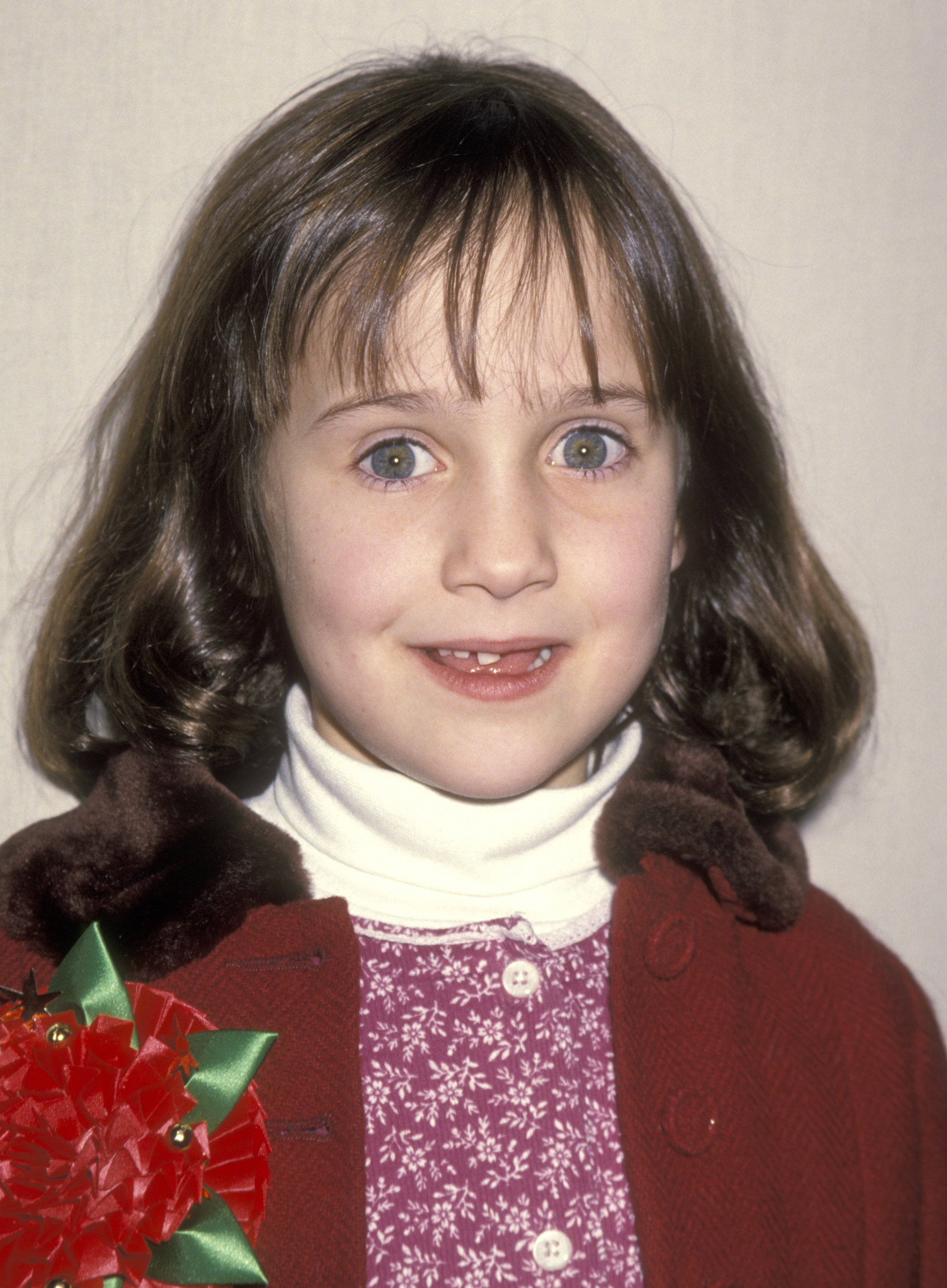 Mara Wilson attends the 63rd Annual Hollywood Christmas Parade at KTLA Studios on November 27, 1994 in Hollywood, California. | Source: Getty Images