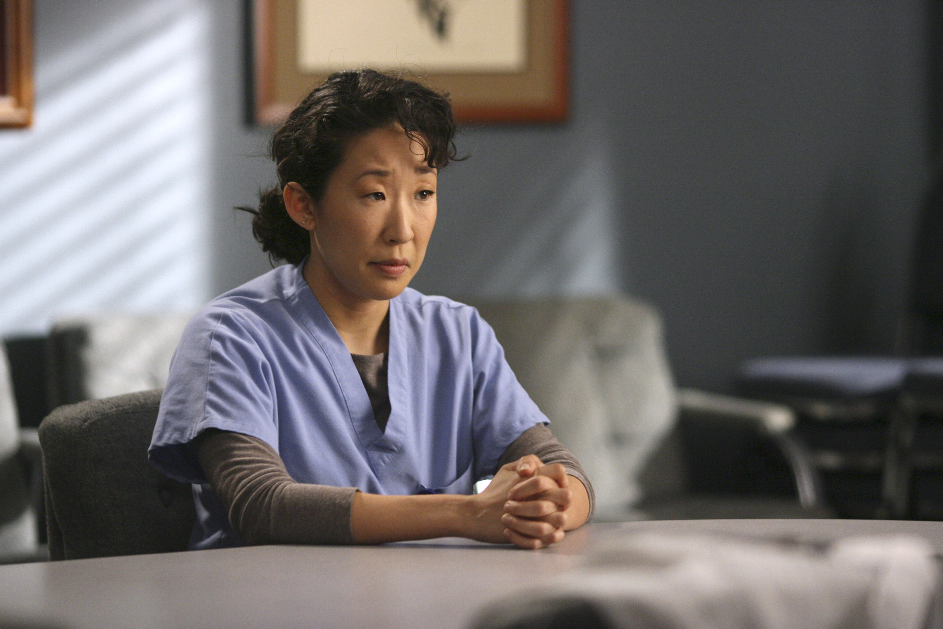 Sandra Oh stars as Cristina Yang on "Grey's Anatomy," circa 2006. | Source: Getty Images