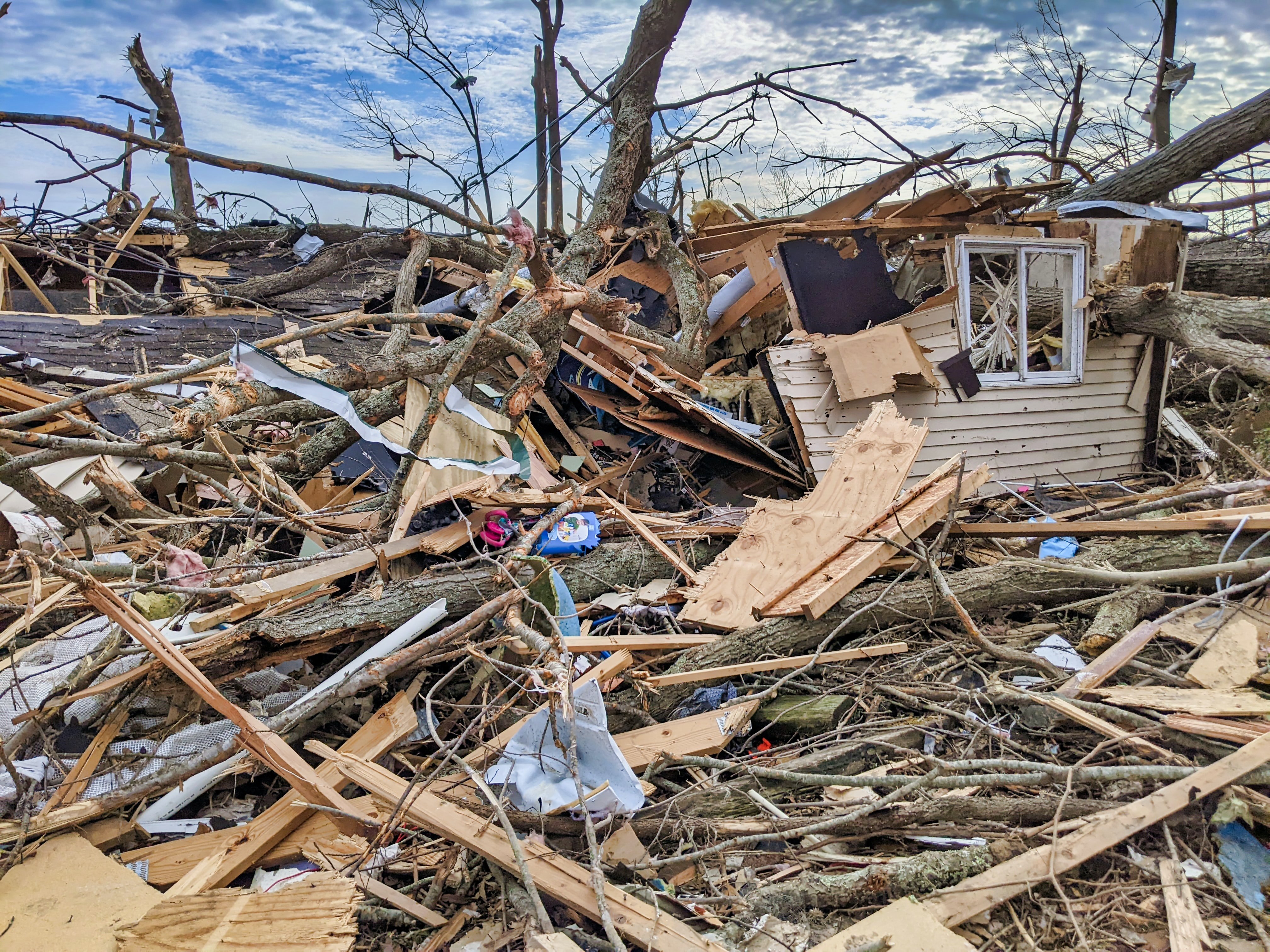 A tornado destroyed everything Sam had built in his life. | Source: Unsplash