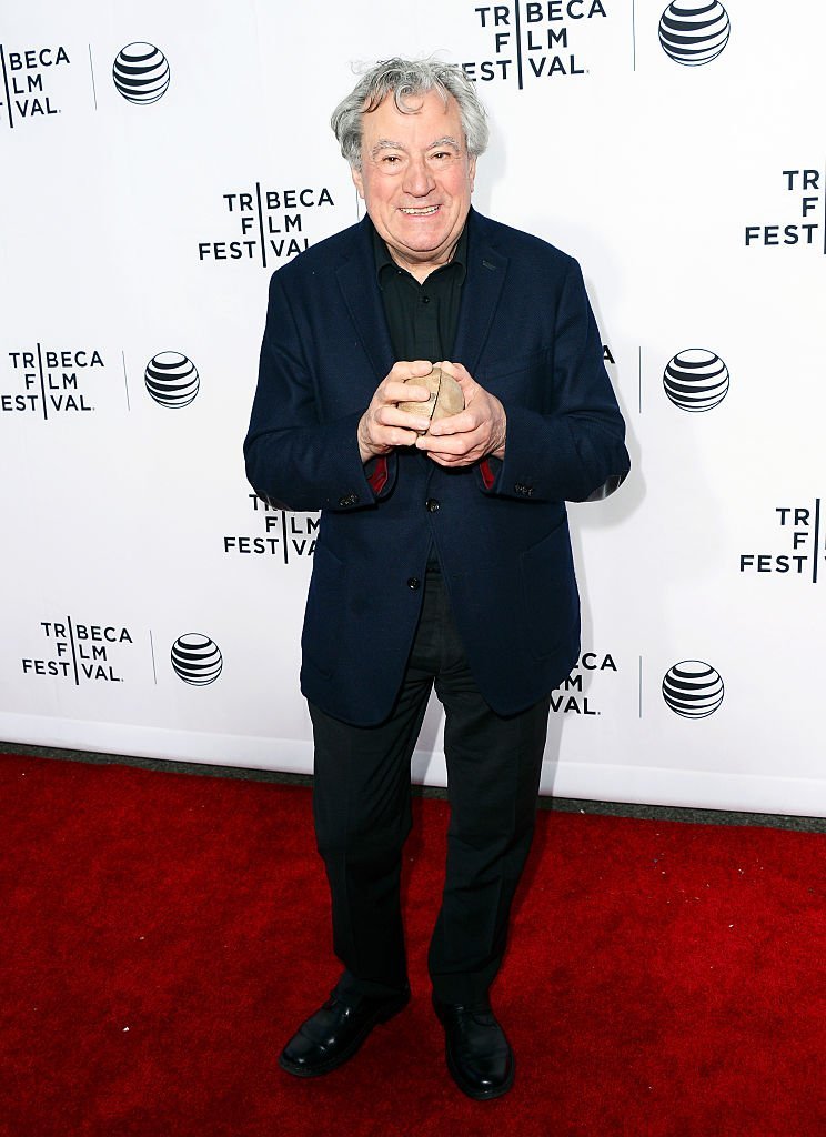 L'acteur Terry Jones assiste à la projection spéciale "Monty Python And The Holy Grail" lors du Festival du film de Tribeca 2015 au Beacon Theatre le 24 avril 2015 à New York. | Photo : Getty Images L'acteur Terry Jones assiste à la projection spéciale "Monty Python And The Holy Grail" lors du Festival du film de Tribeca 2015 au Beacon Theatre le 24 avril 2015 à New York. | Photo : Getty Images