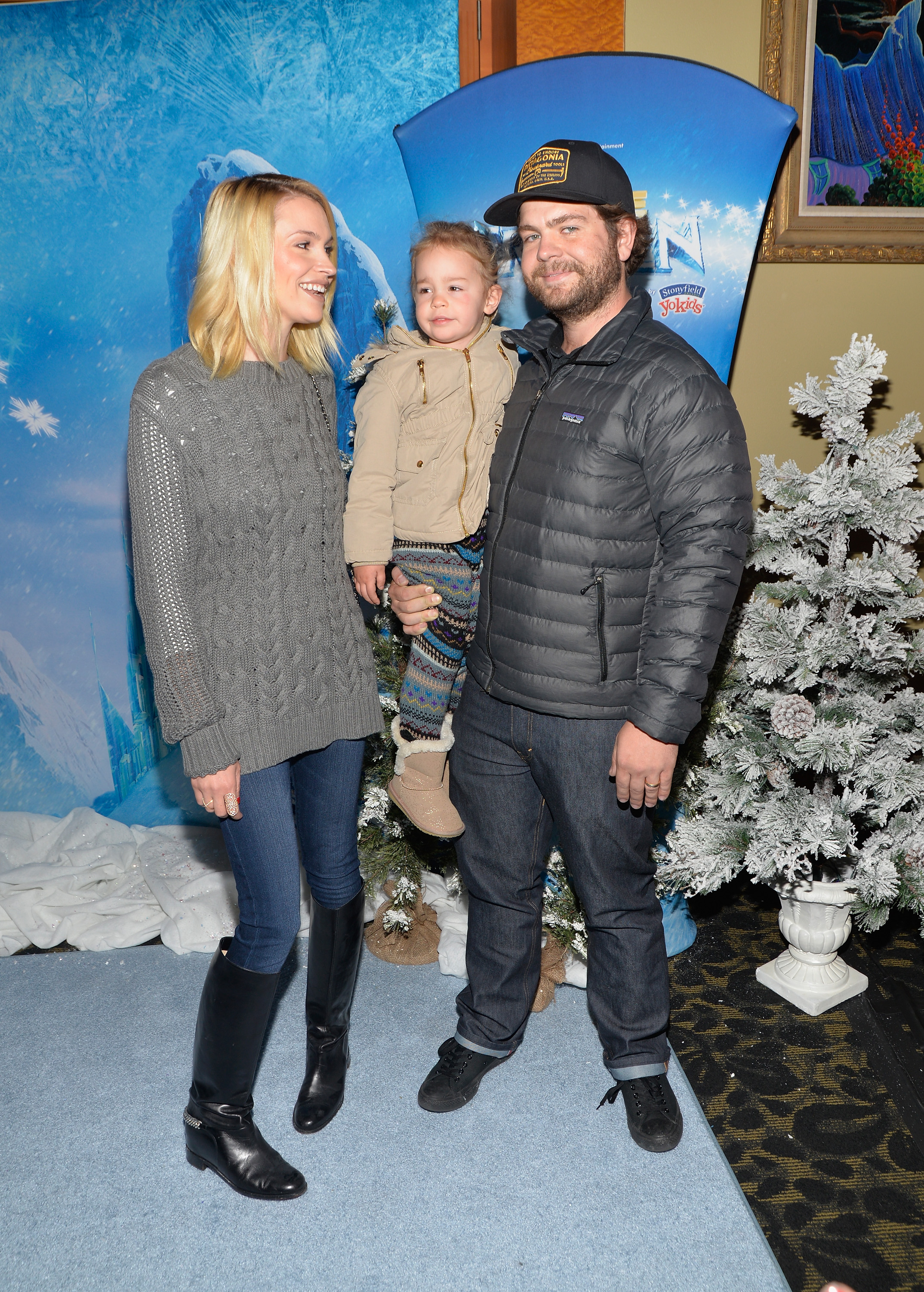 Jack Osbourne, wife Lisa Stelly and daughter Pearl attend the premiere of Disney On Ice's "Frozen" at Staples Center on 10 December 2015 in Los Angeles, California. | Source: Getty Images