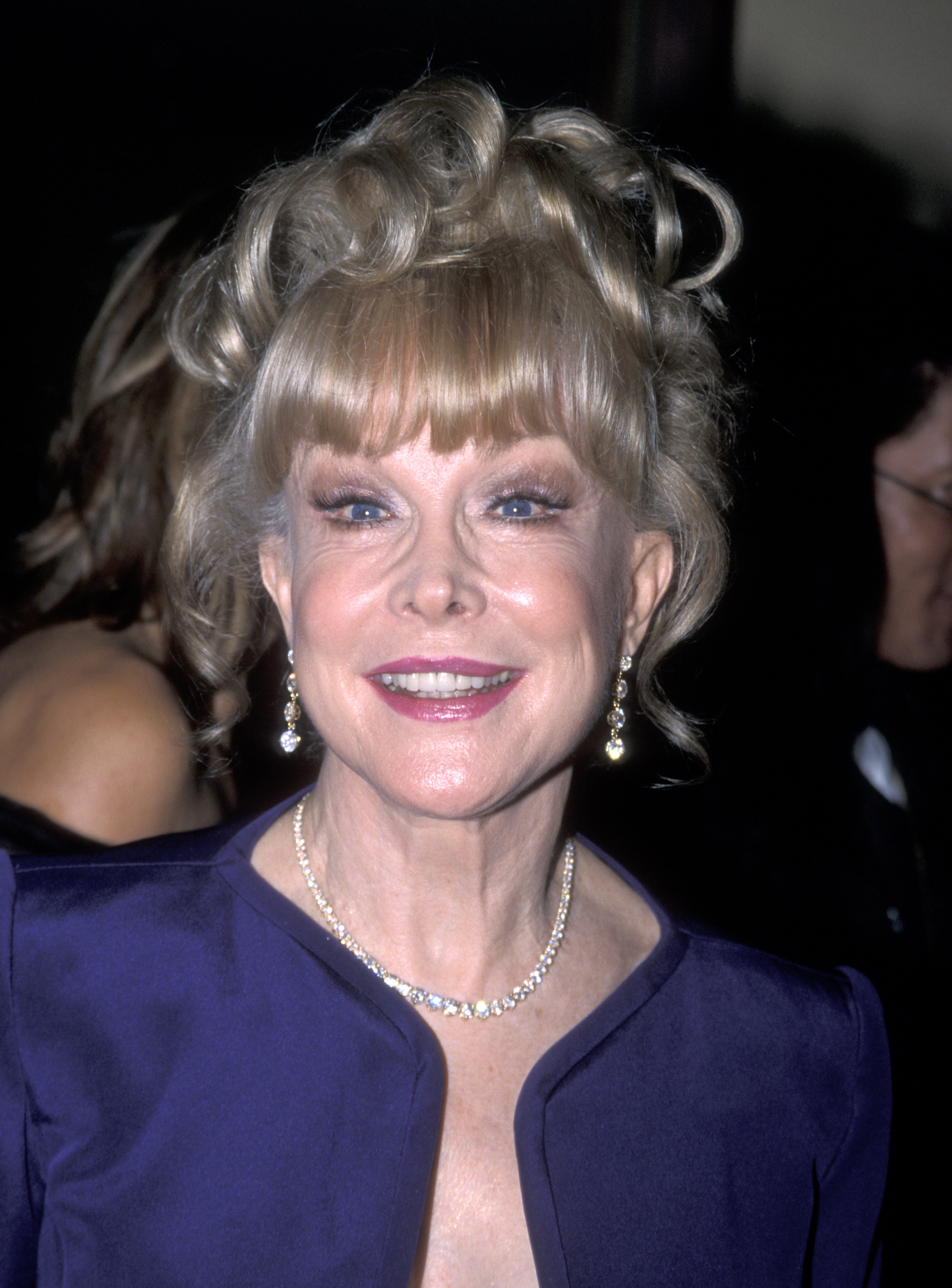 Barbara Eden attends the 45th Annual Thalians Ball Honoring Mary Tyler Moore on October 7, 2000, in Los Angeles, California. | Source: Getty Images