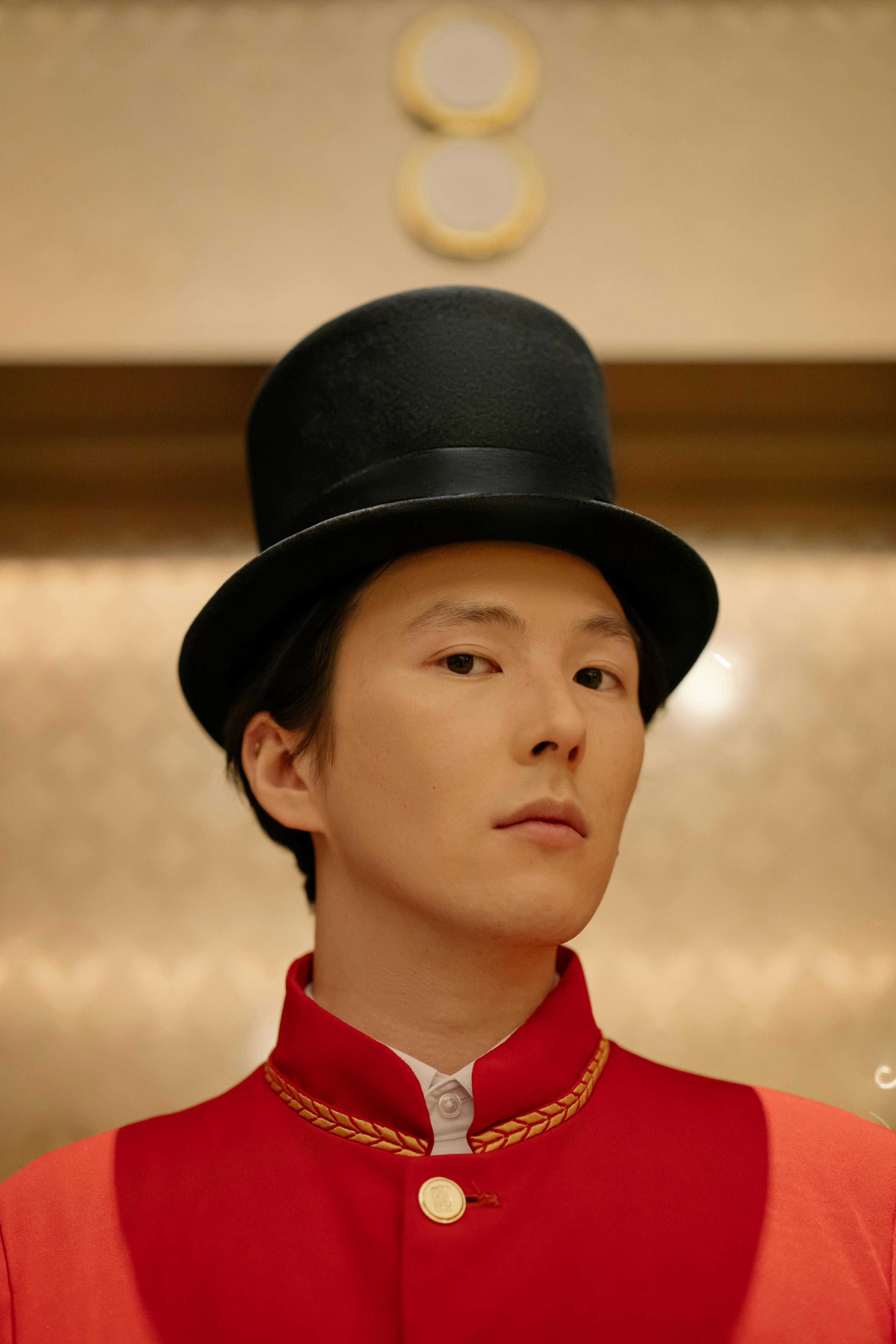 A hotel doorman | Source: Pexels