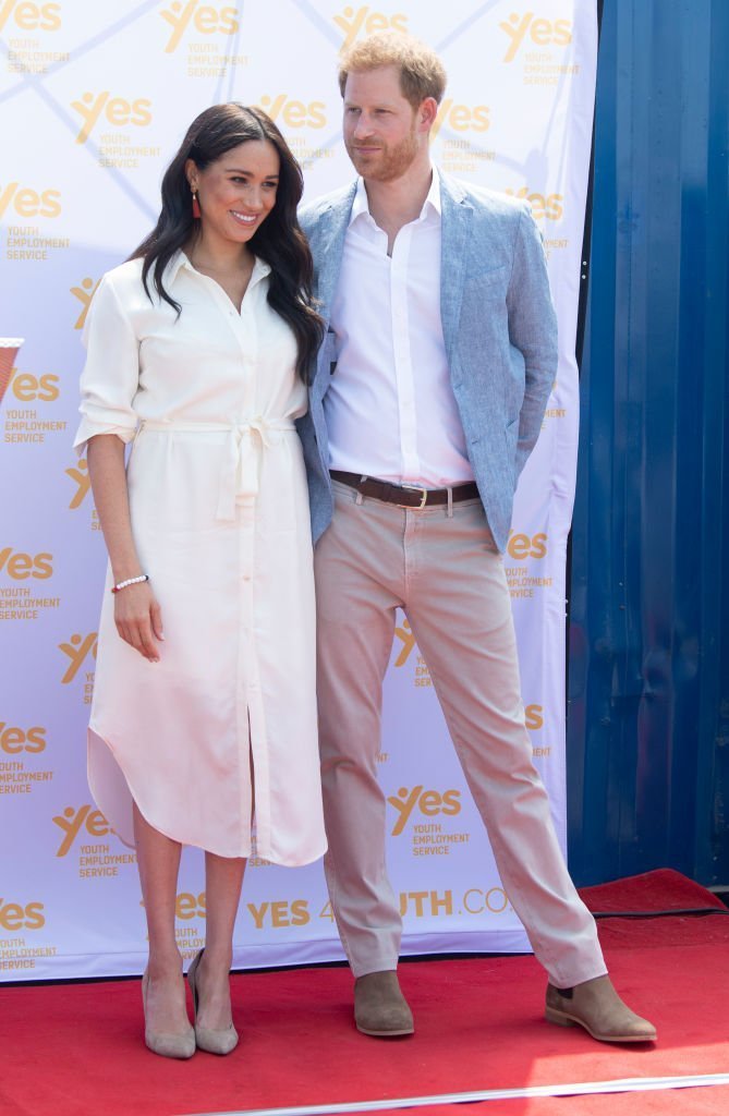 Prince Harry and Meghan visit Tembisa township to learn about Youth Employment Services. | Photo: Getty Images