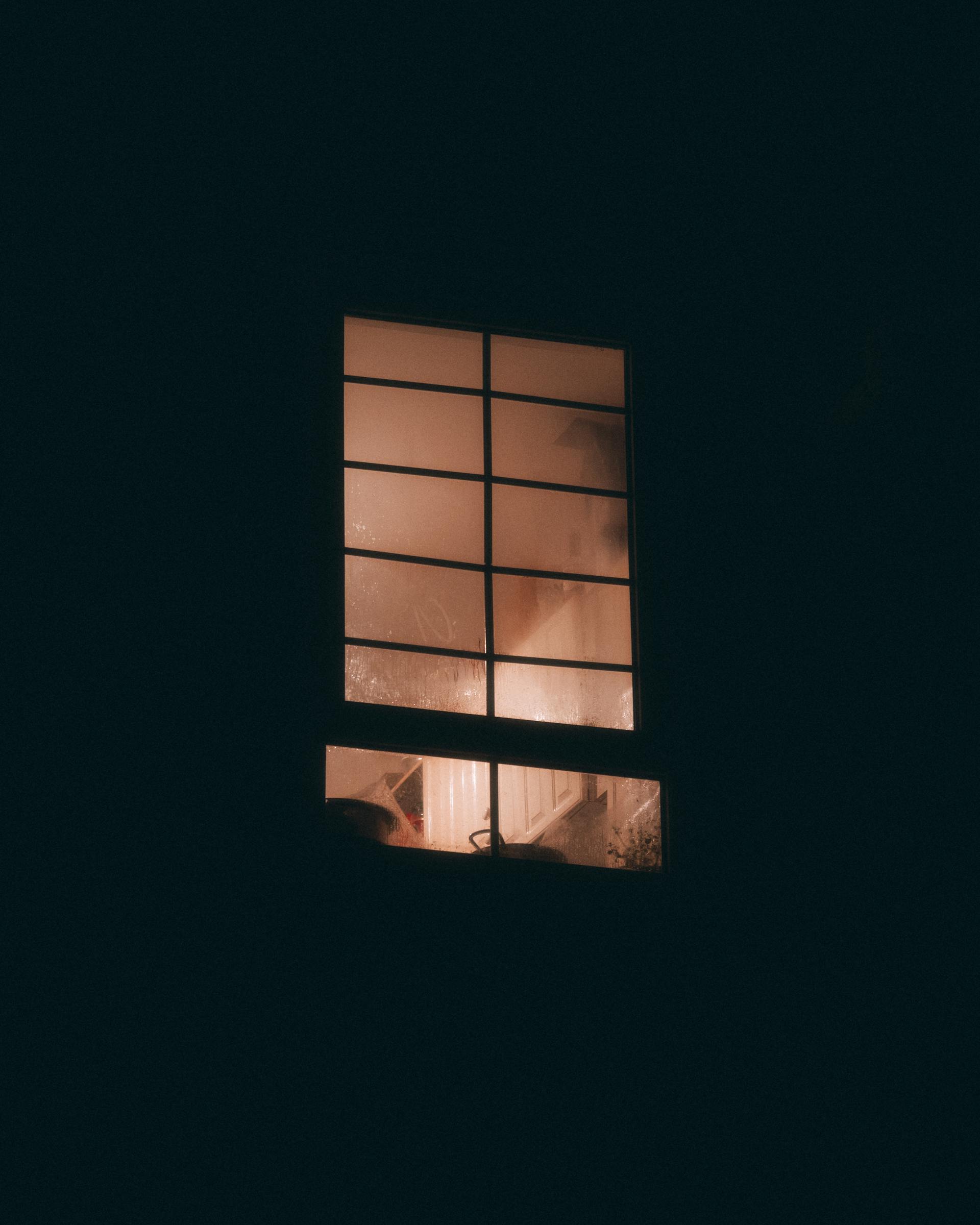 A window | Source: Pexels