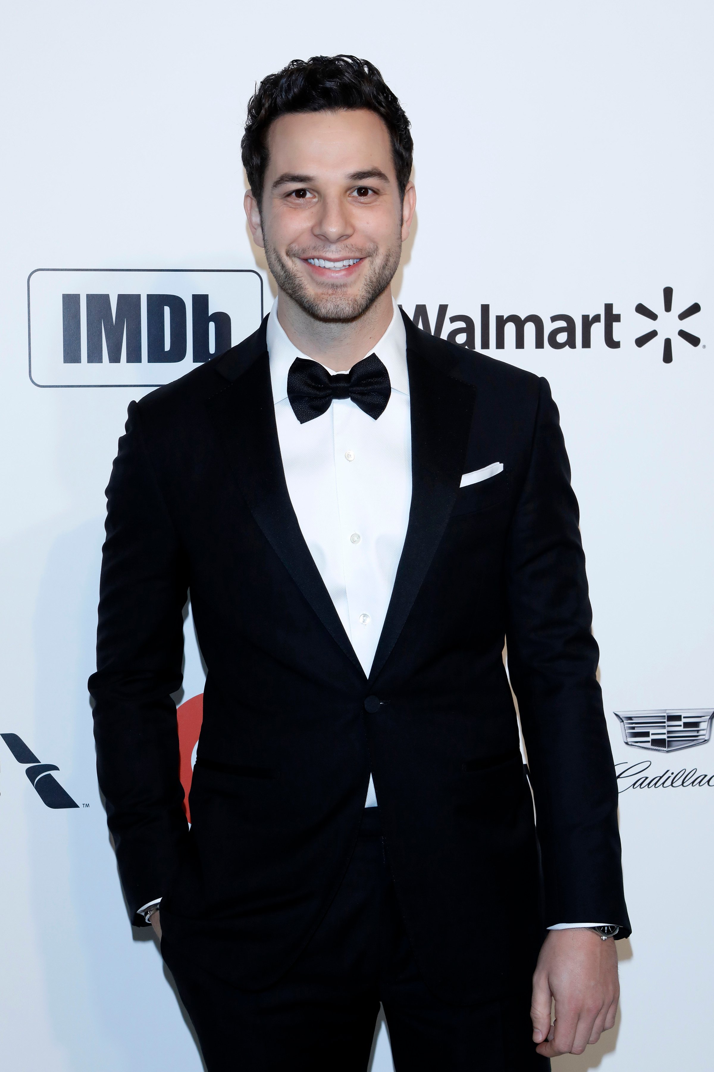 Skylar Astin at the 28th Elton John Aids Foundation Viewing Party at the West Hollywood Park on February 9, 2020 in West Hollywood, California | Photo: Shutterstock