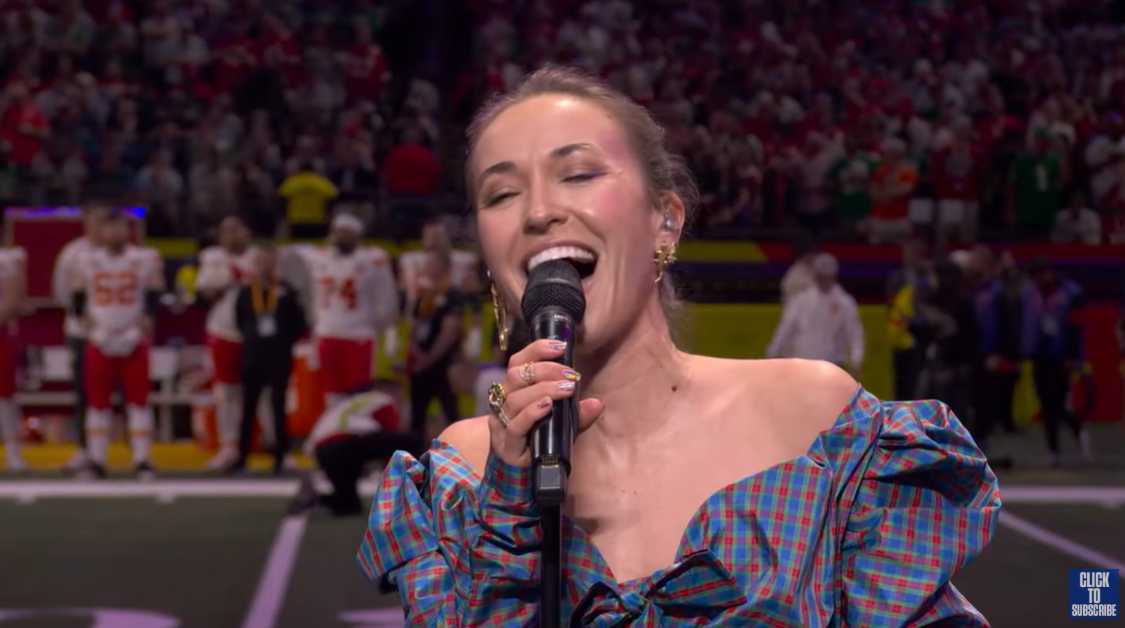 Lauren Daigle performing at Super Bowl LIX, from a video posted on February 9, 2025 | Source: YouTube/NFLonFOX