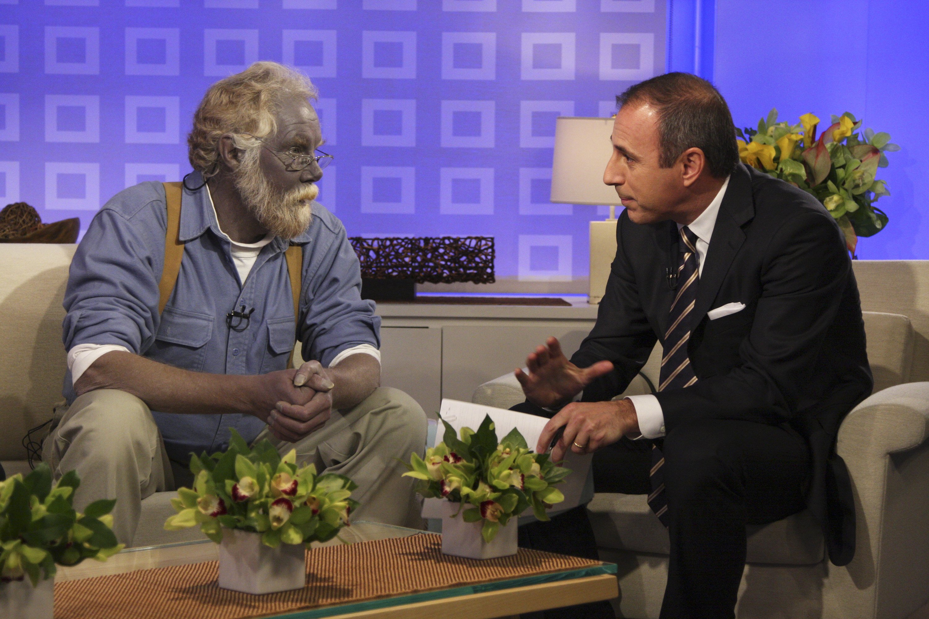 Paul Karason talks exclusively with NBC News' "Today" co-anchor Matt Lauer about turning permanently blue after using colloidal silver on January 7, 2008. | Source: Getty Images