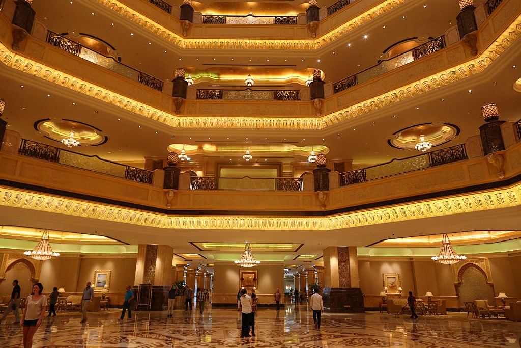 Interior del Hotel Emirates Palace, uno de los hoteles más caros y lujosos del mundo. Foto tomada el 15 de enero de 2012 en la ciudad de Abu Dabi. | Foto: Getty Images
