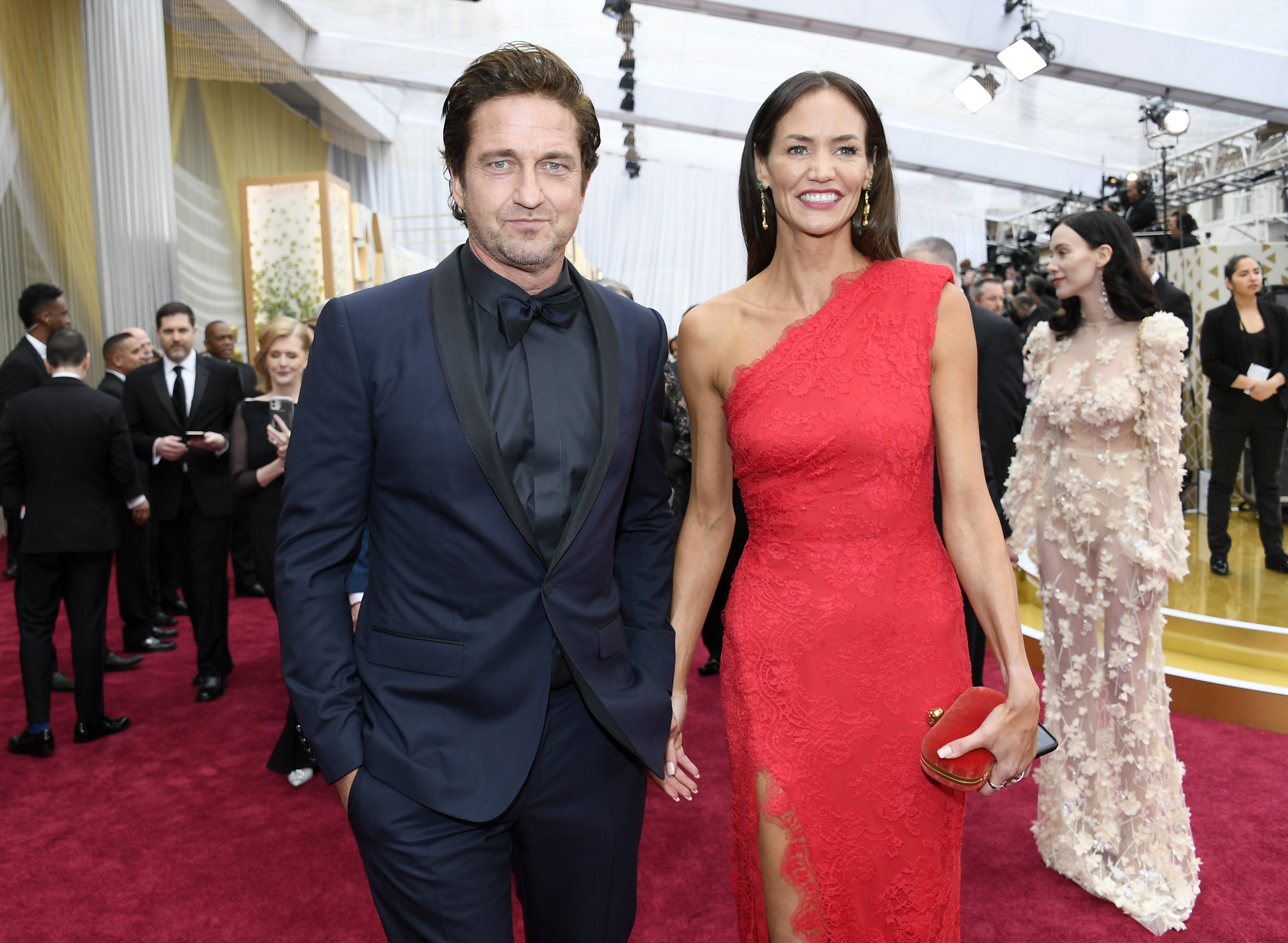 Gerard Butler and Morgan Brown attends the 92nd Annual Academy Awards at Hollywood and Highland on February 9, 2020, in Hollywood, California. | Source: Getty Images