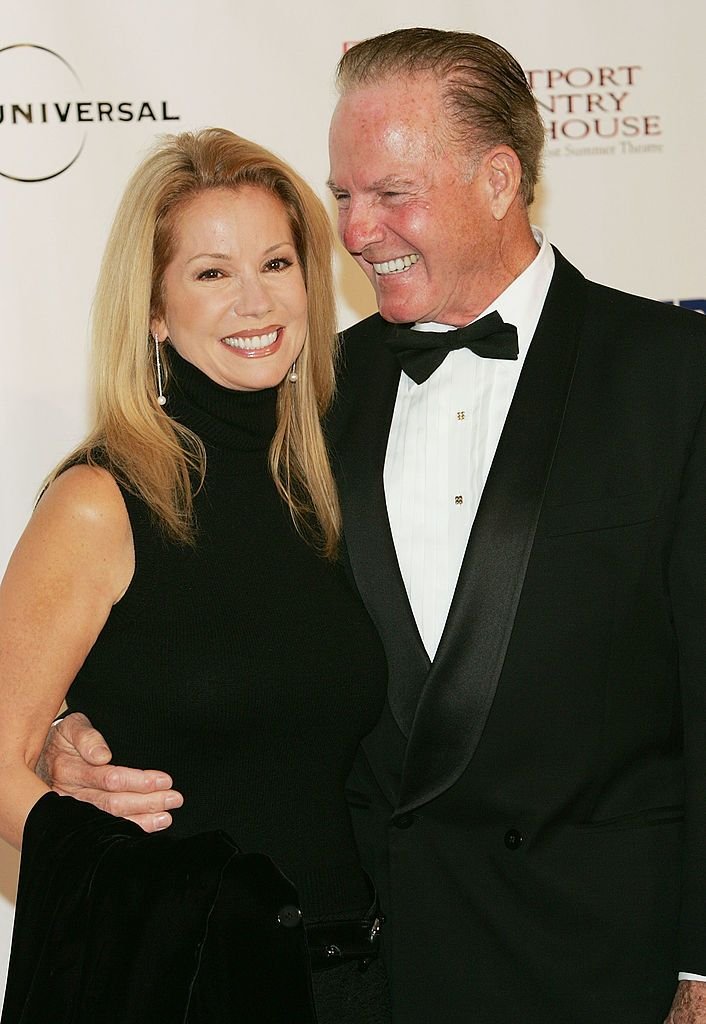 Kathie Lee and Frank Gifford at the Westport Country Playhouse benefit dinner on October 14, 2004, in Greenwich, Connecticut | Photo: Evan Agostini/Getty Images