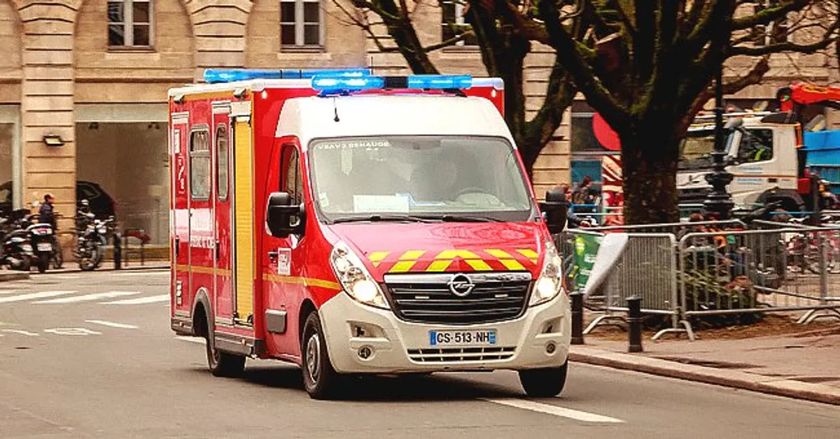 Ambulance. | Photo : Shuttertock