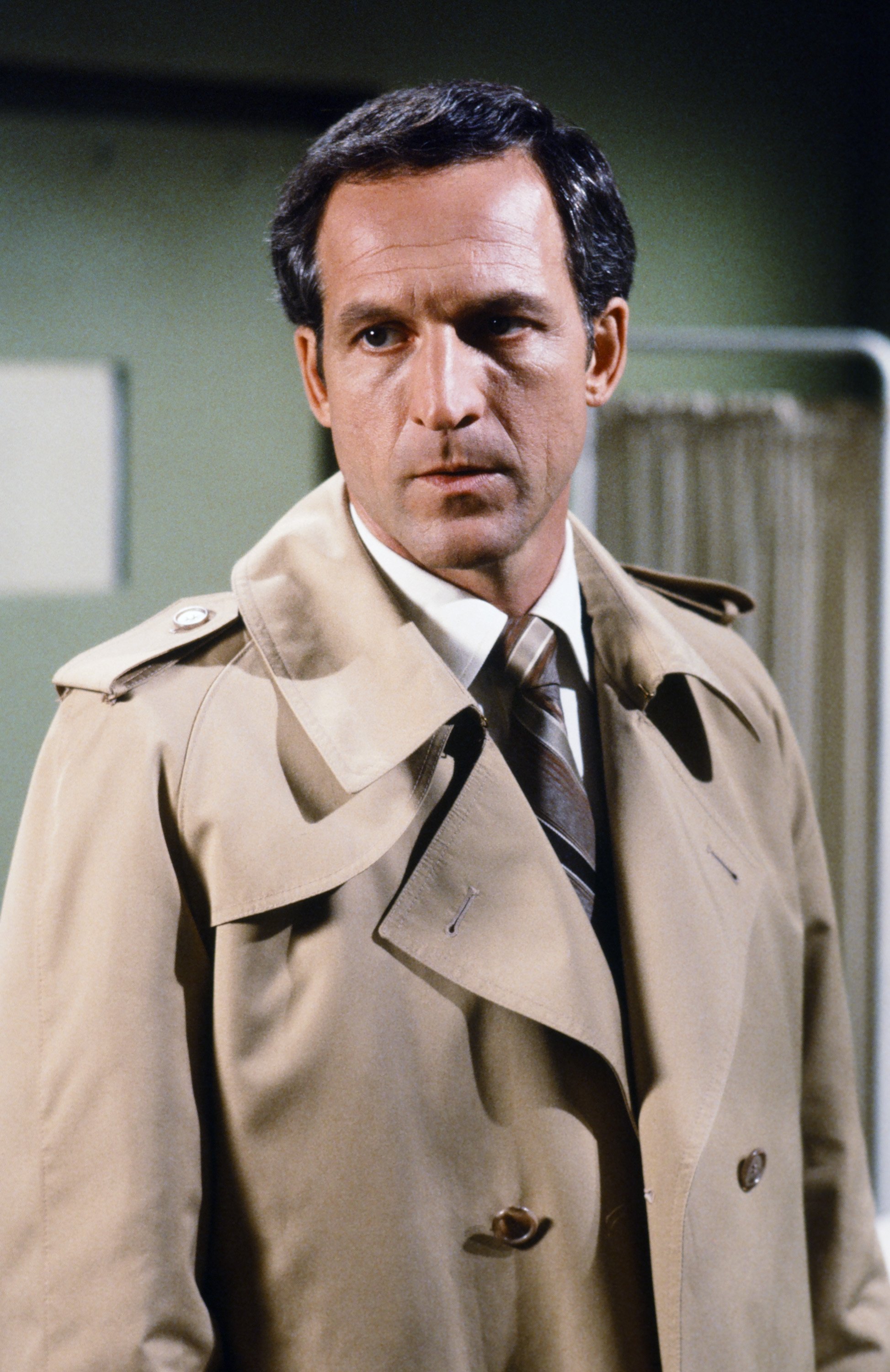 Daniel J. Travanti as Capt. Frank Furillo in the 80s | Photo: Getty Images